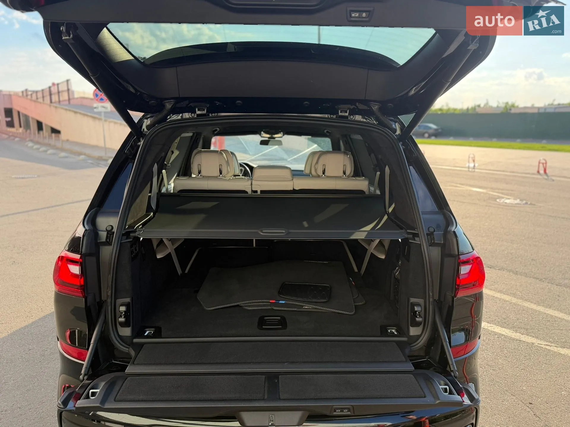 2021 BMW X7 - мініатюра 25