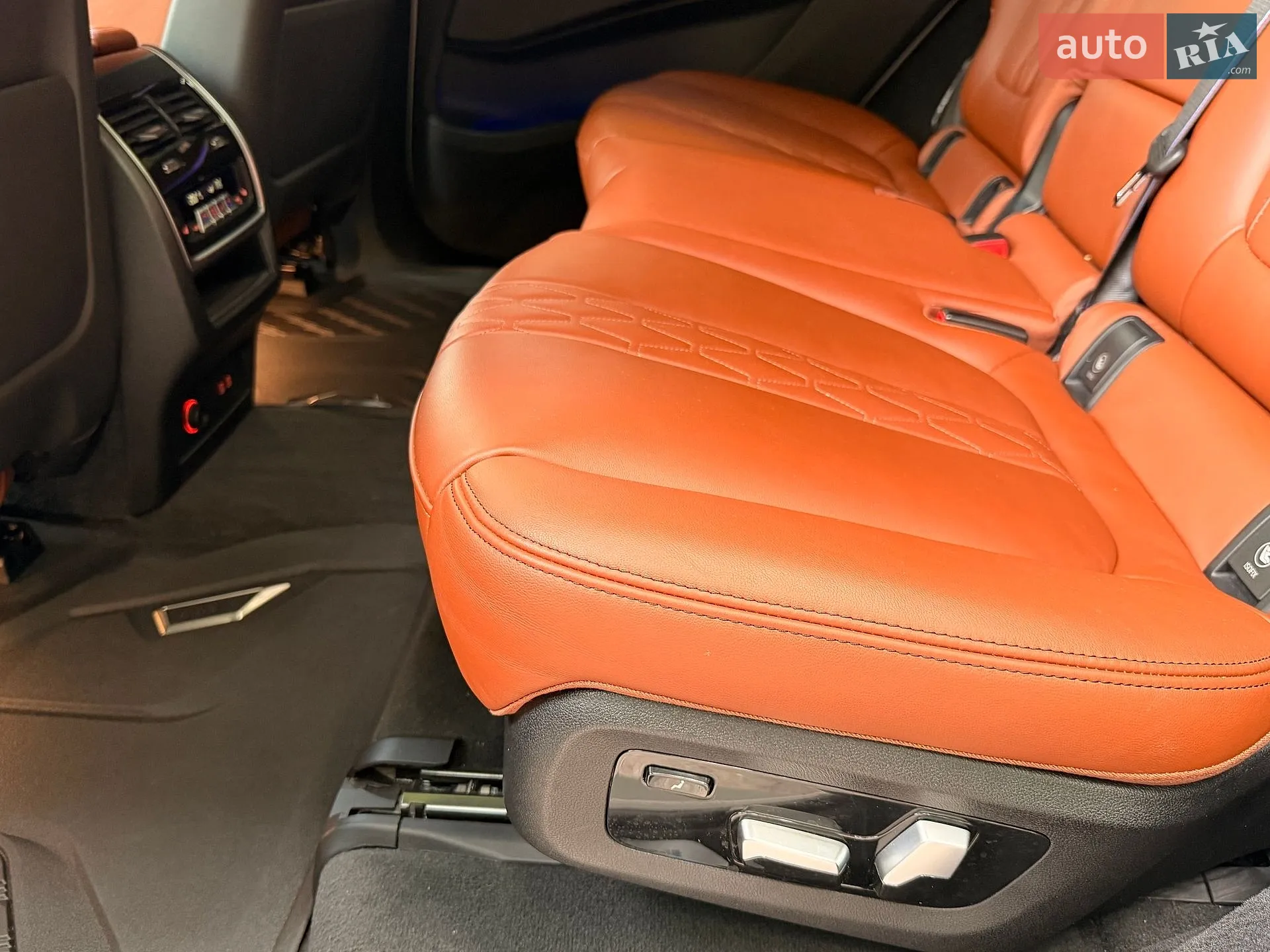 2023 BMW X7 - мініатюра 18