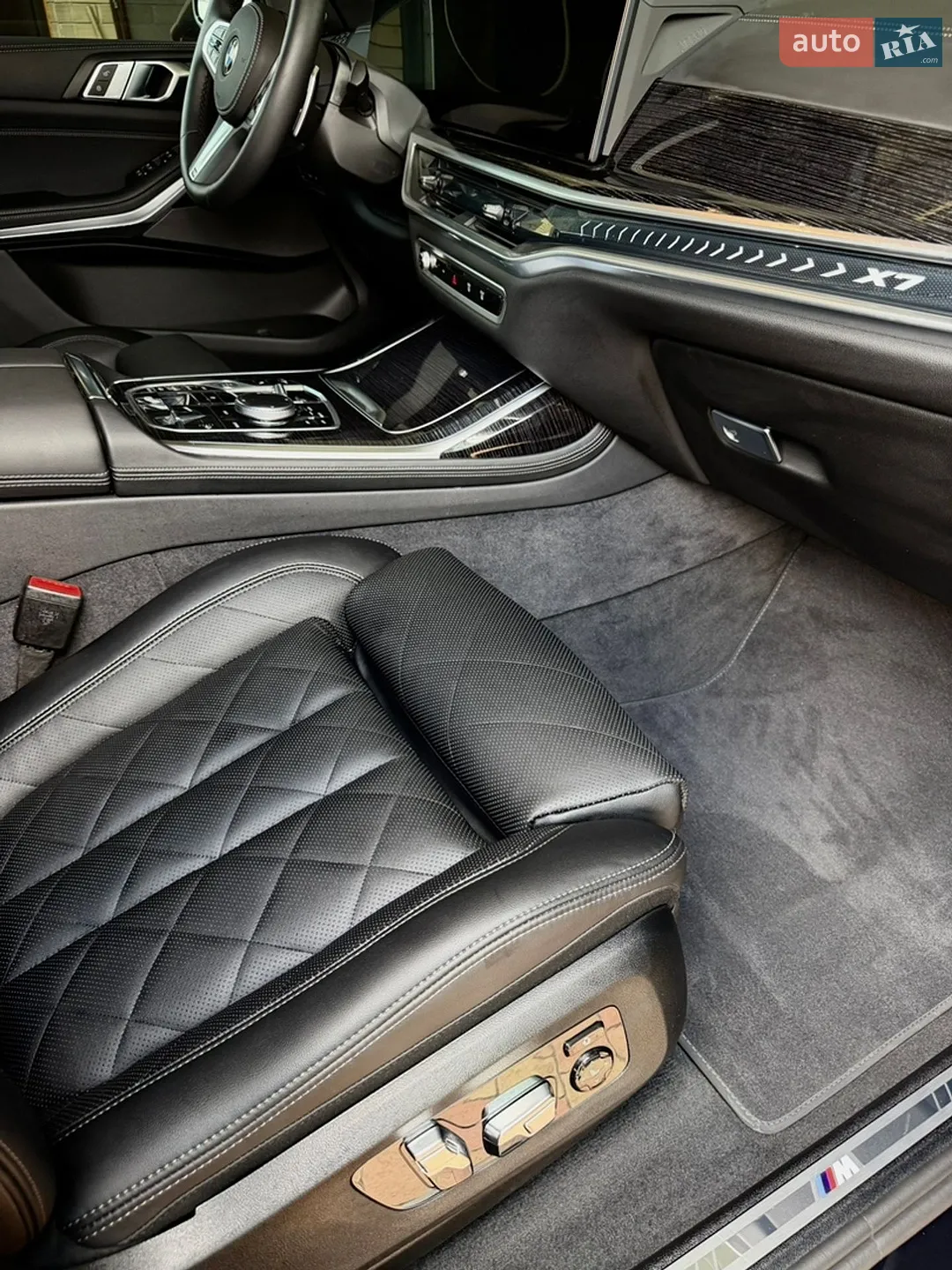 2025 BMW X7 - мініатюра 20