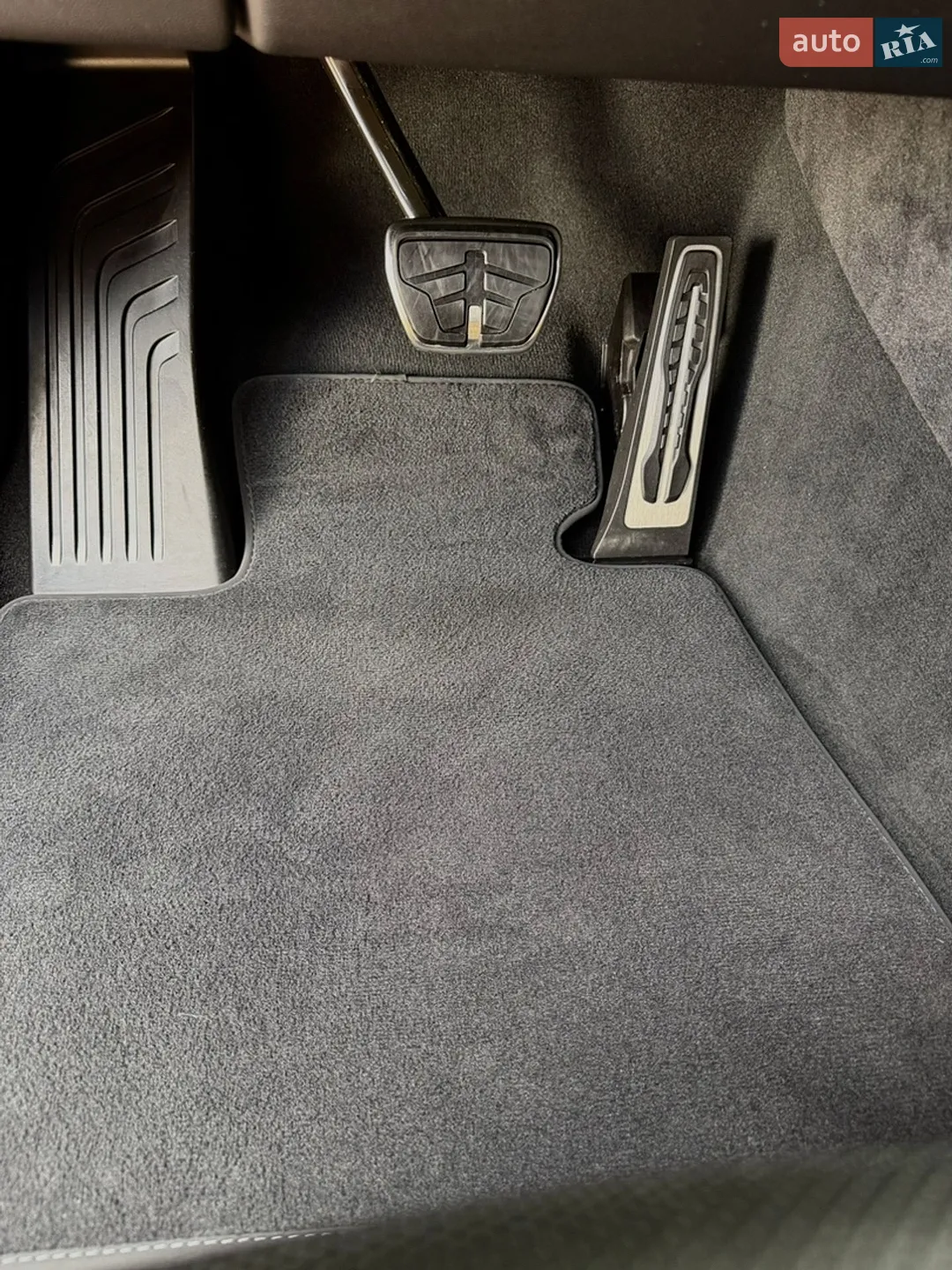 2025 BMW X7 - мініатюра 26