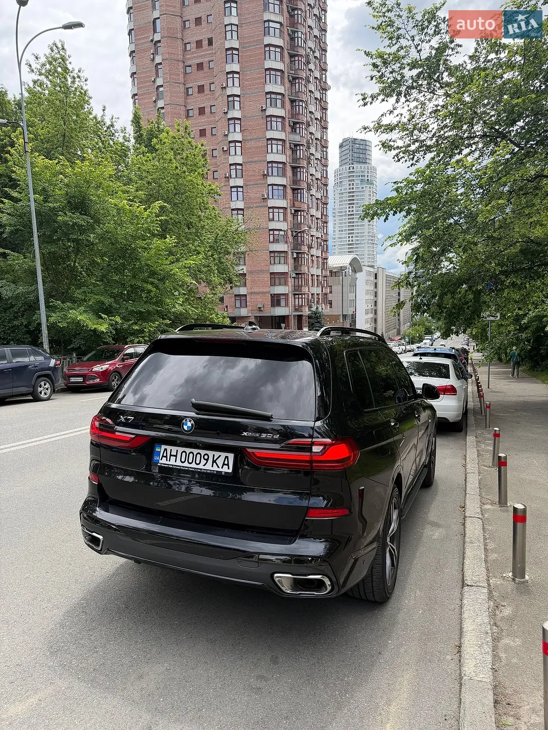 2020 BMW X7 - мініатюра 3