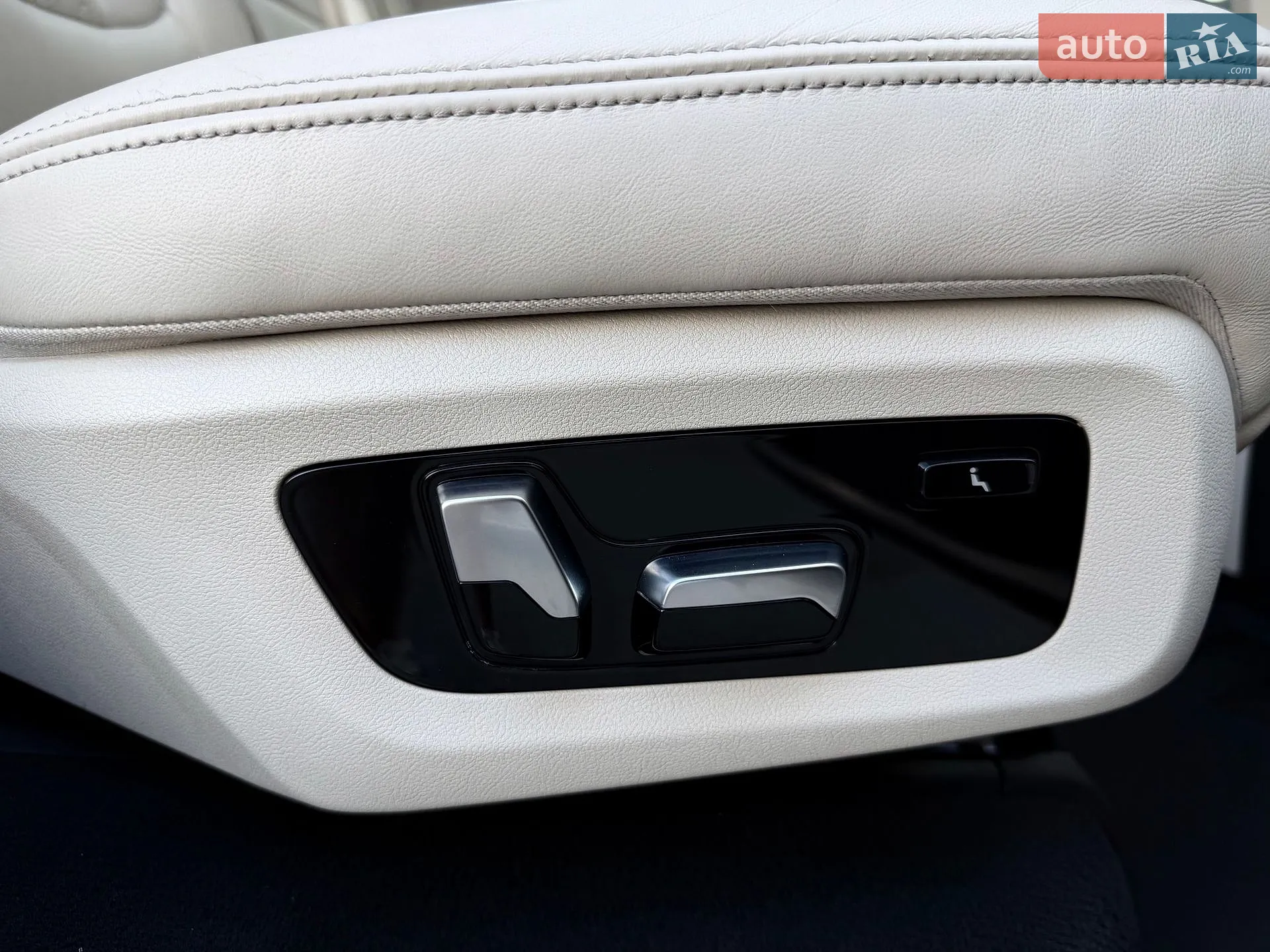 2019 BMW X7 - мініатюра 115