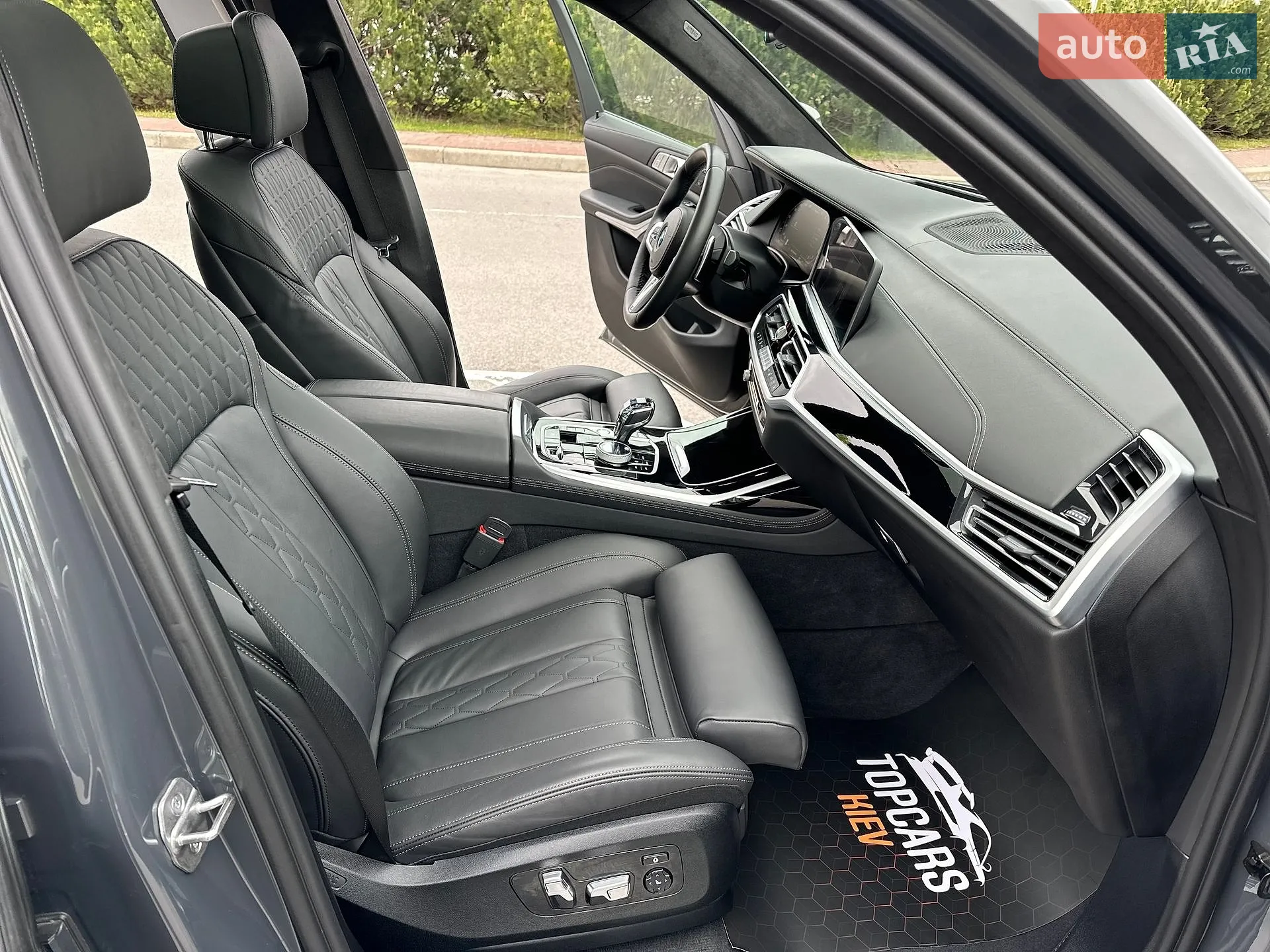2021 BMW X7 - мініатюра 32