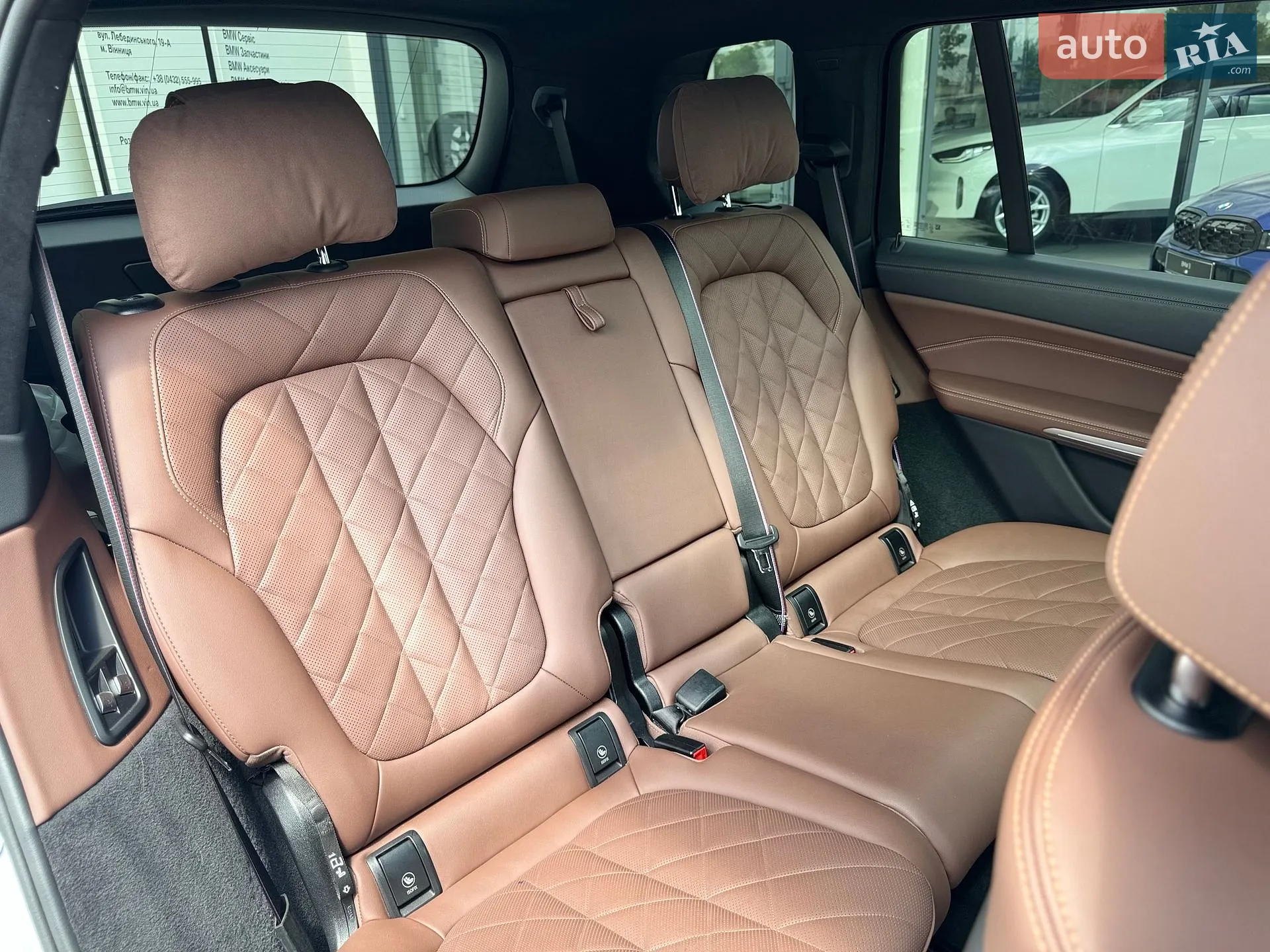 2023 BMW X7 - мініатюра 37