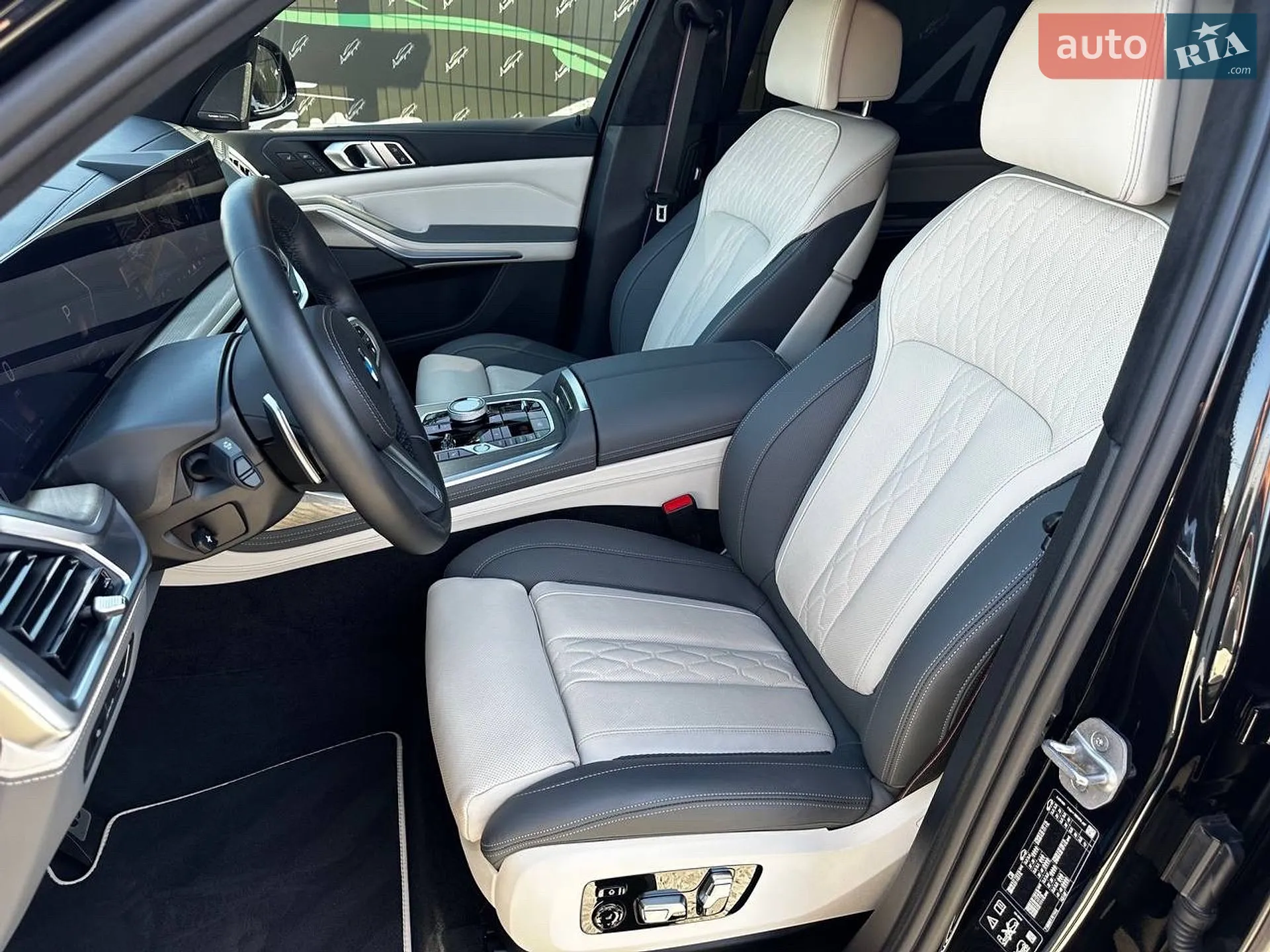 2023 BMW X7 - мініатюра 4
