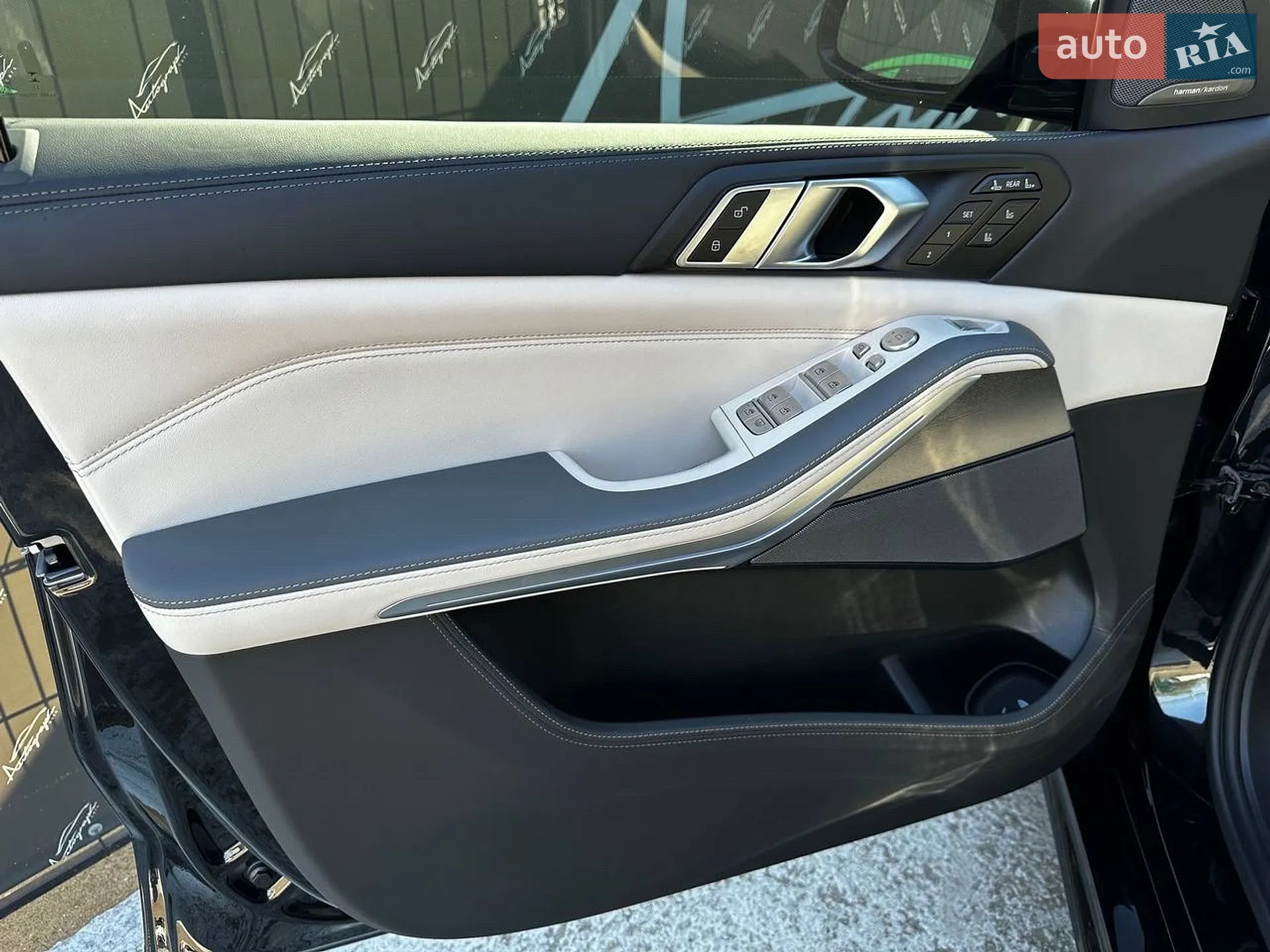 2023 BMW X7 - мініатюра 9