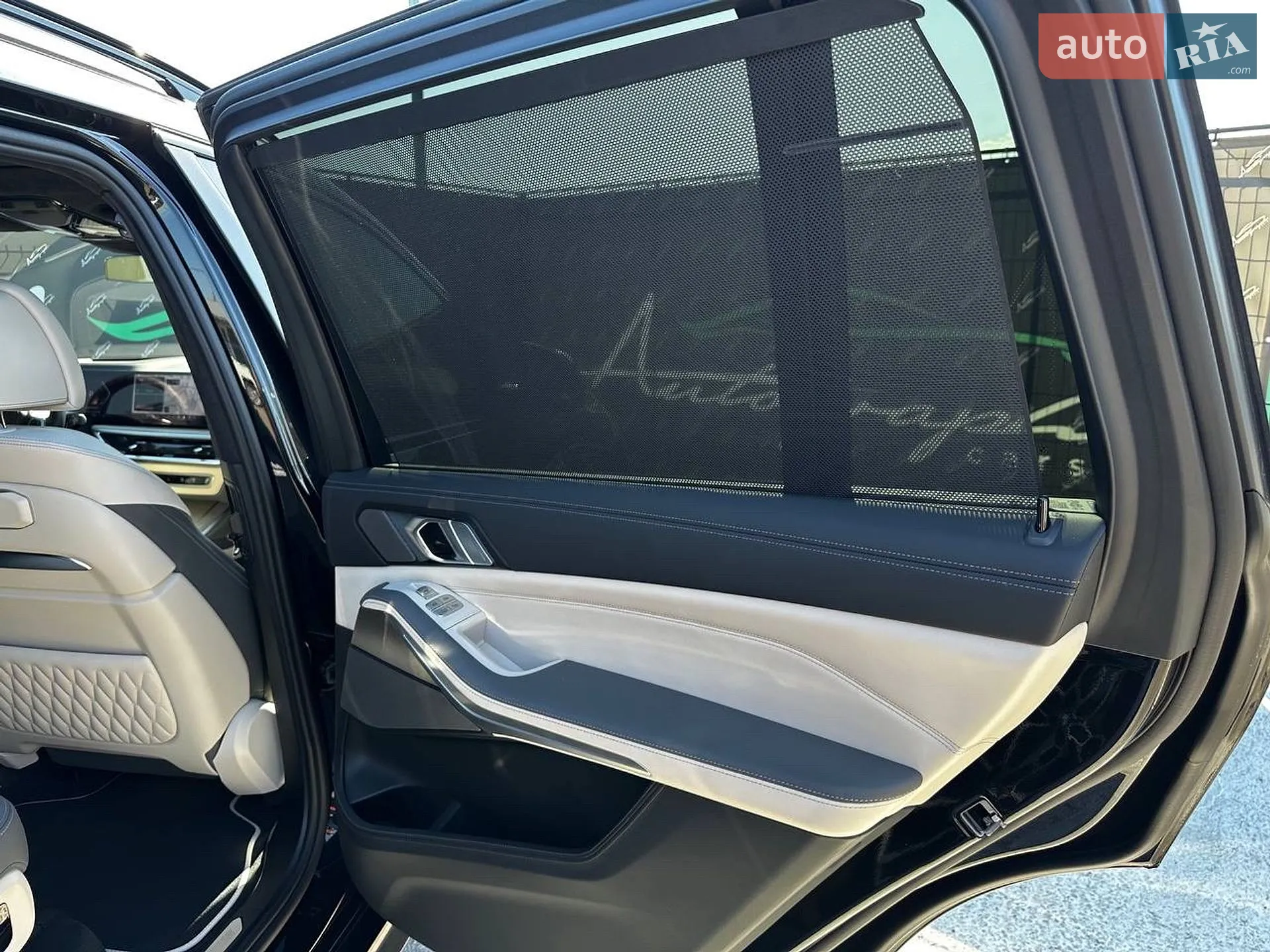 2023 BMW X7 - мініатюра 18