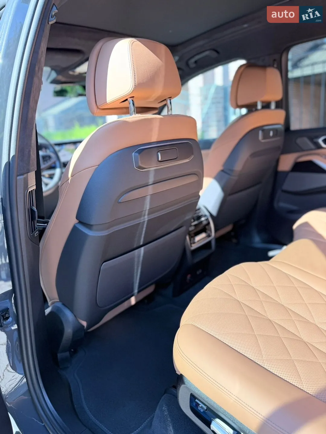 2025 BMW X7 - мініатюра 29