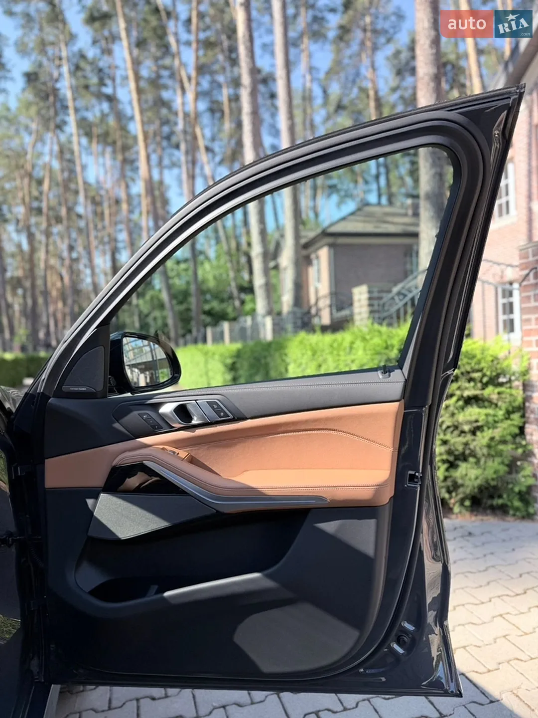 2025 BMW X7 - мініатюра 43