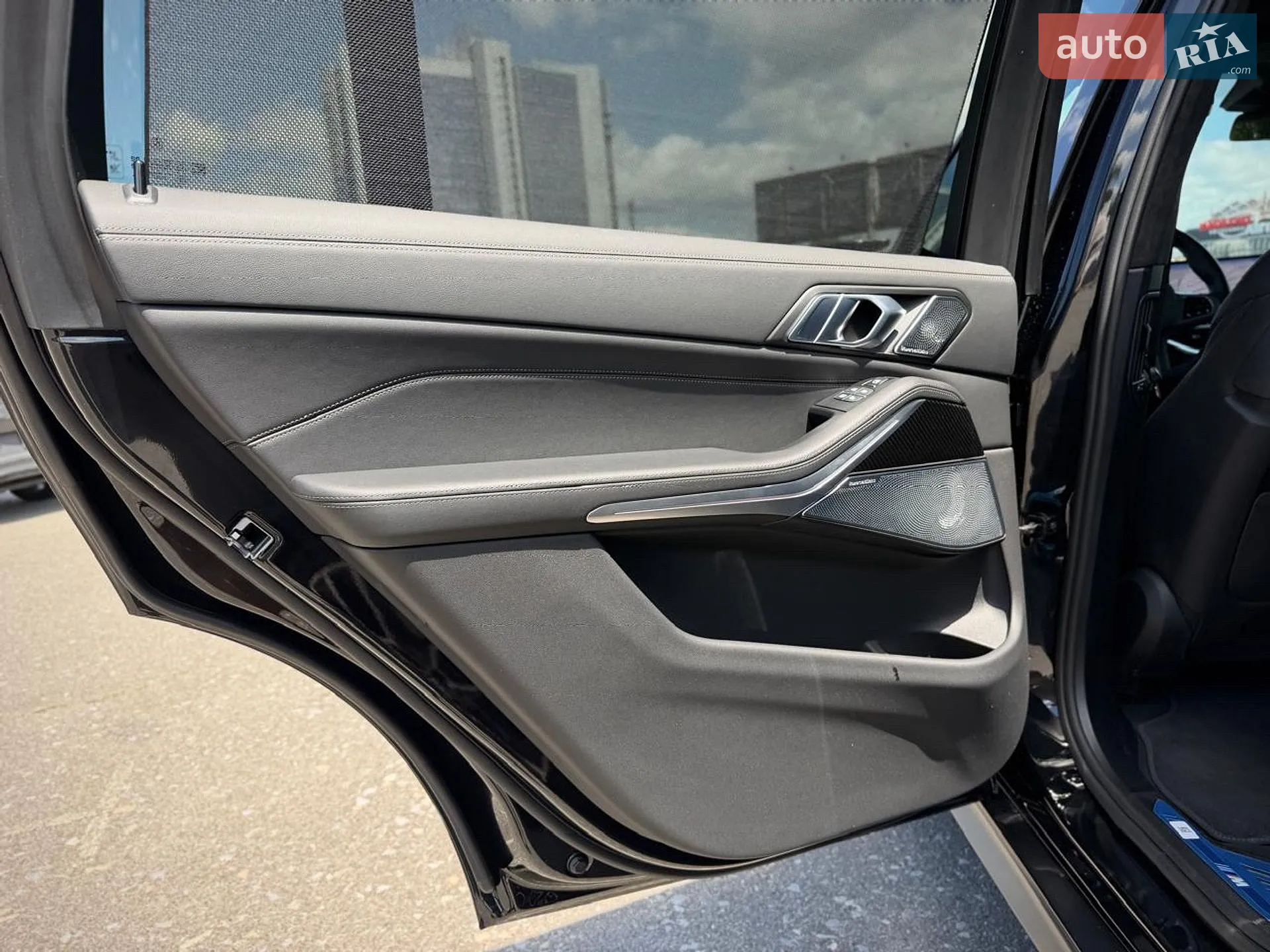 2025 BMW X7 - мініатюра 85