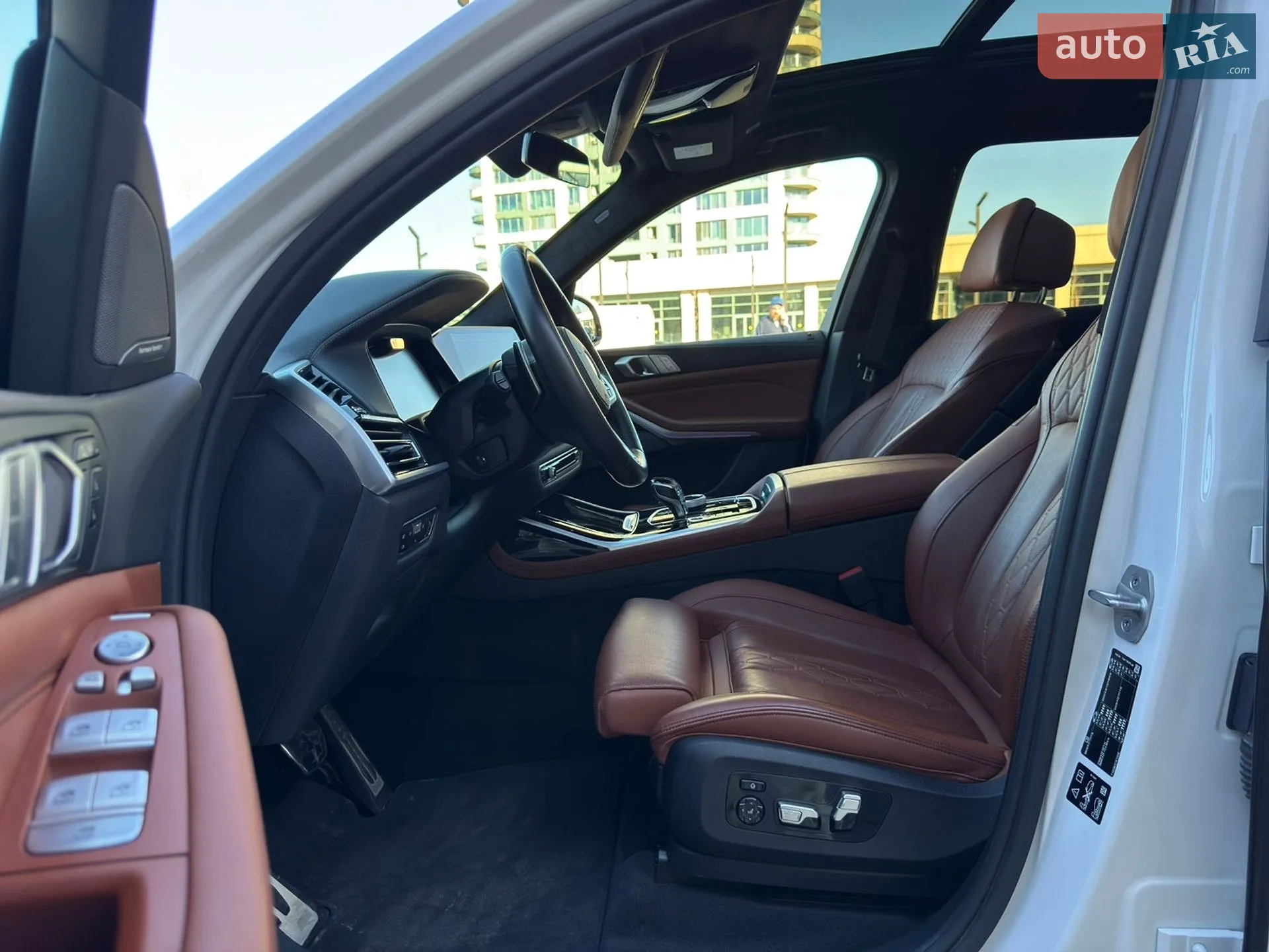 2021 BMW X7 - мініатюра 34
