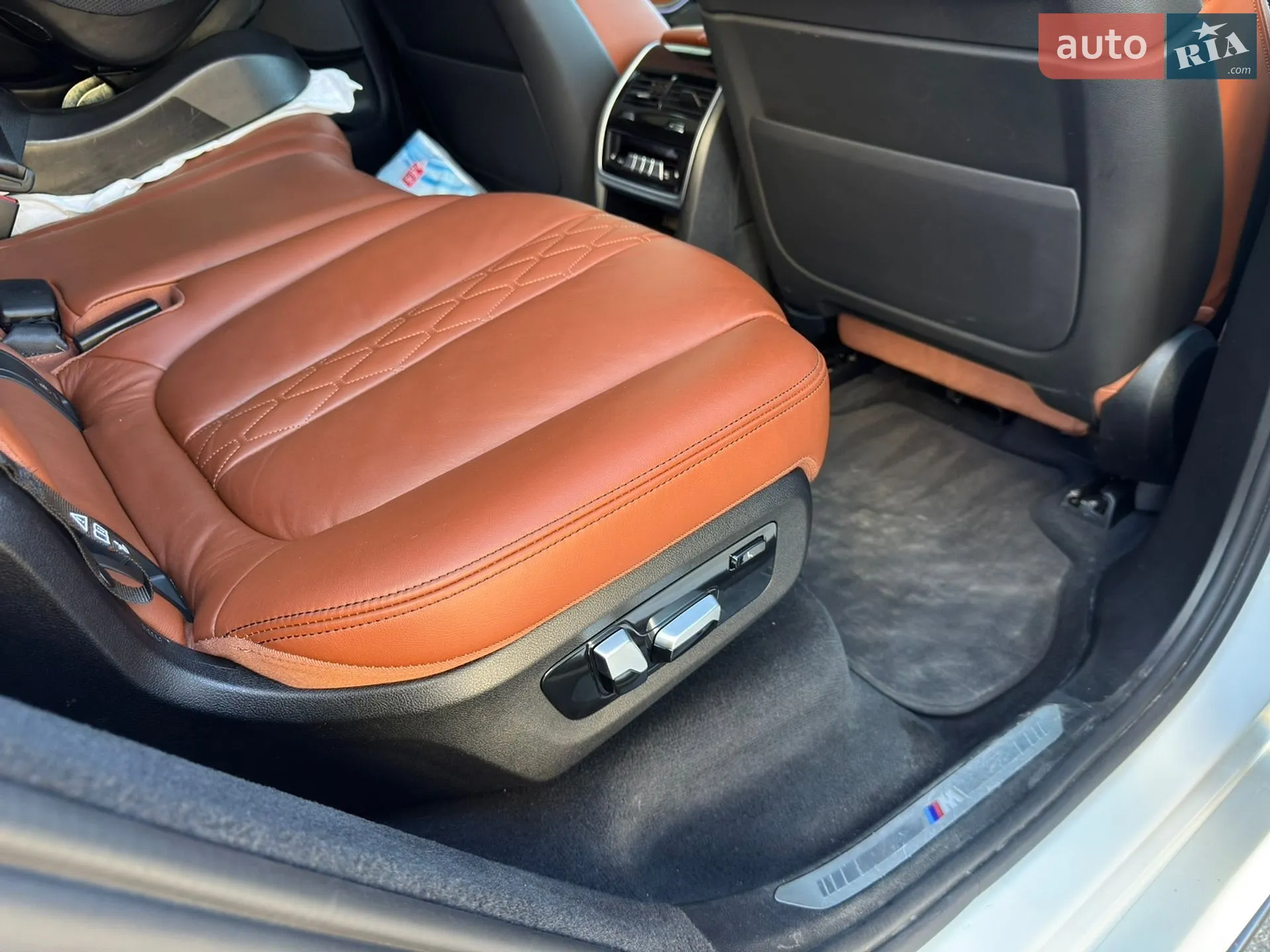 2021 BMW X7 - мініатюра 37