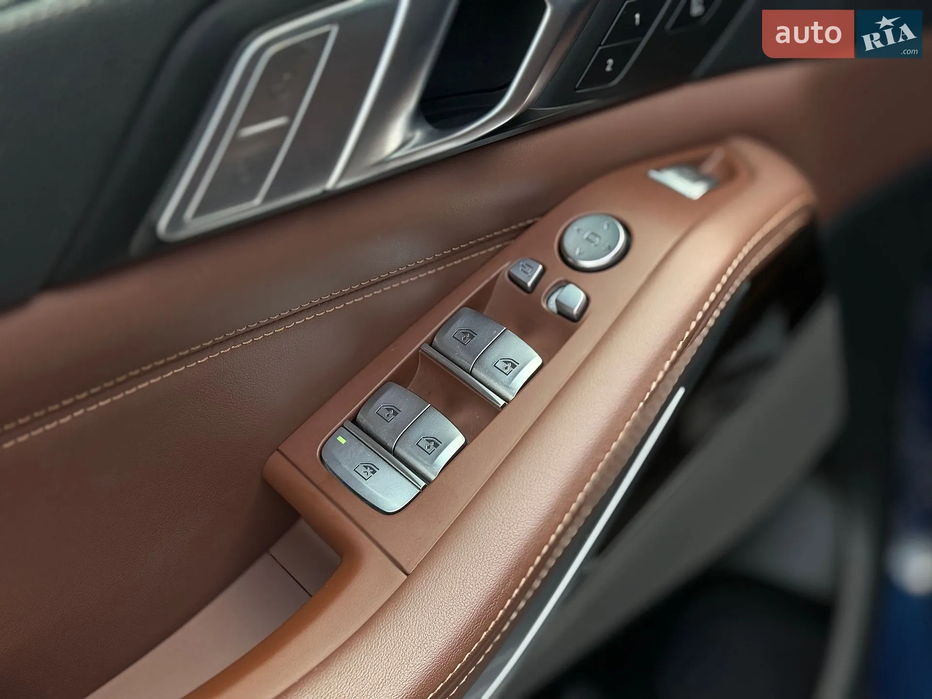 2021 BMW X7 - мініатюра 17