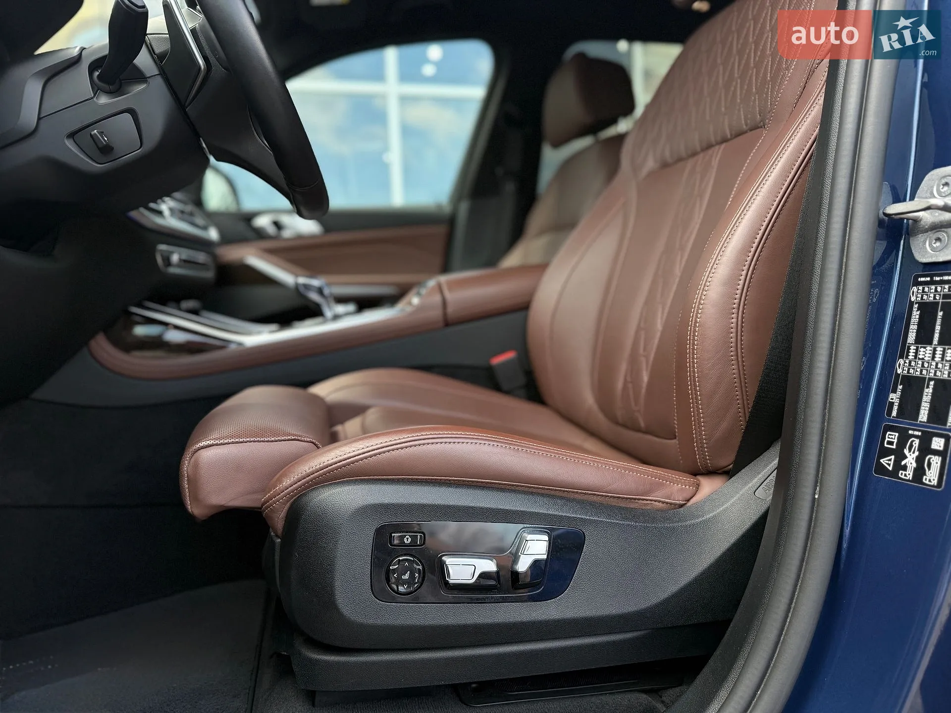 2021 BMW X7 - мініатюра 22