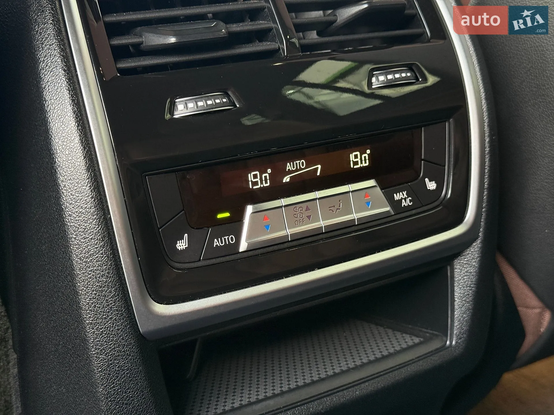 2021 BMW X7 - мініатюра 28