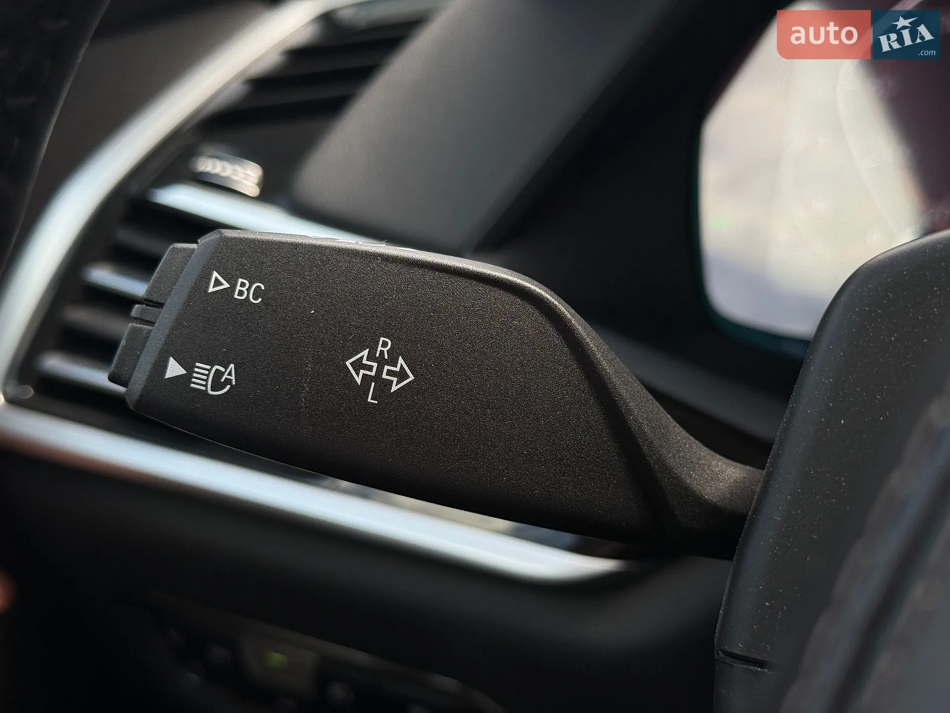 2021 BMW X7 - мініатюра 43