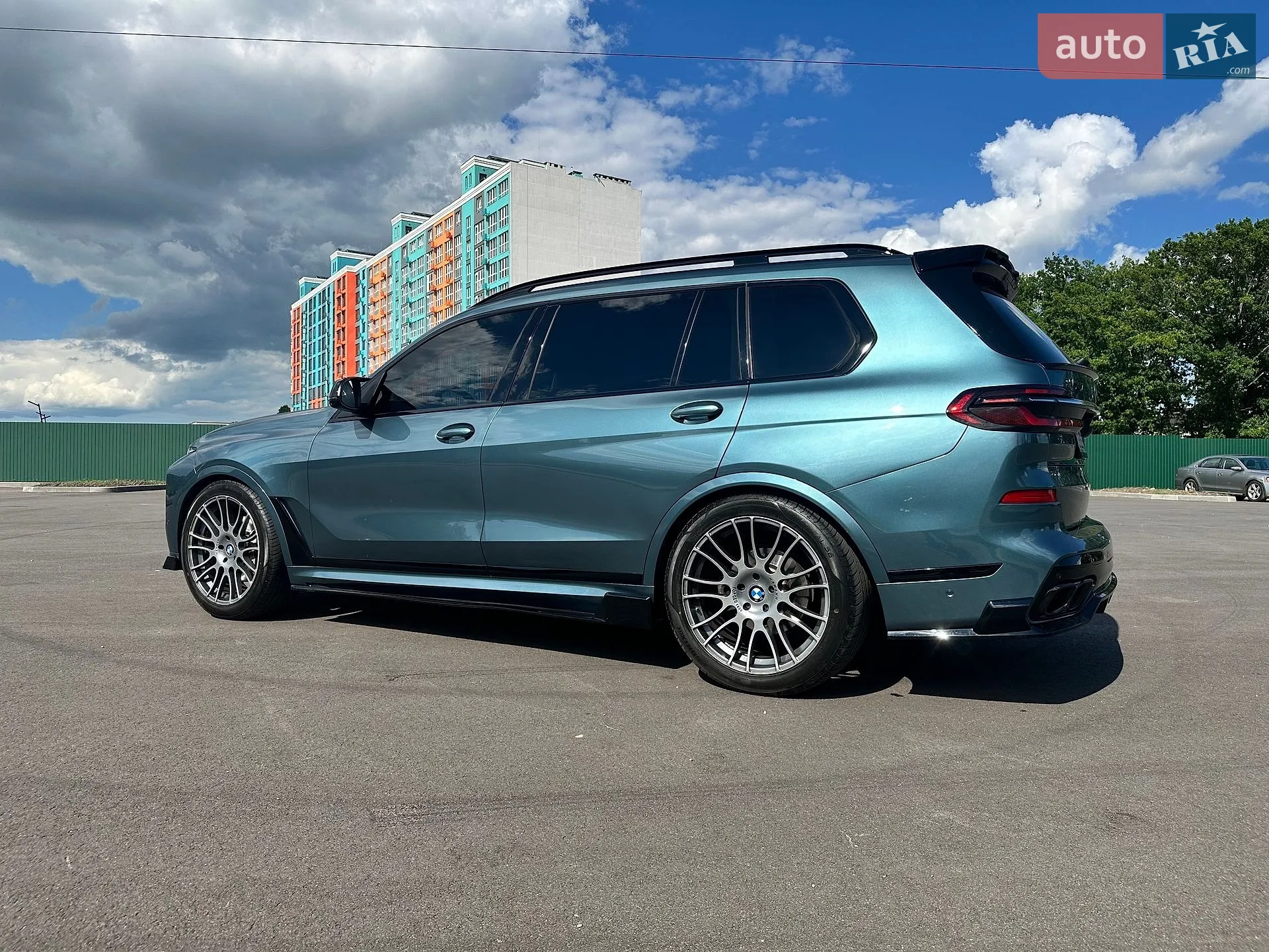 BMW BMW X7 2023 VIN 5UX23EM03R9S26340 фото оголошення 13 з 37