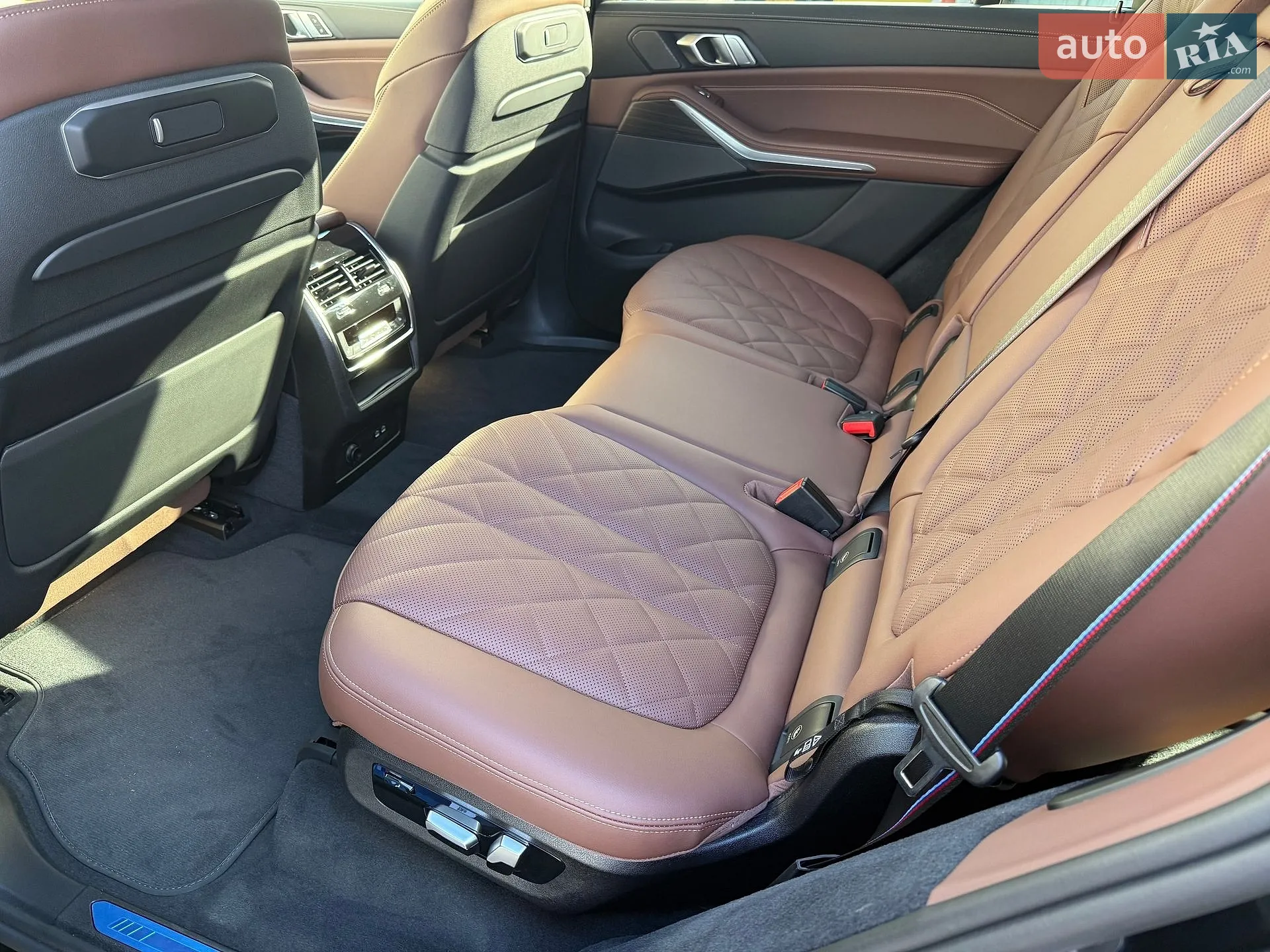 2025 BMW X7 - мініатюра 12