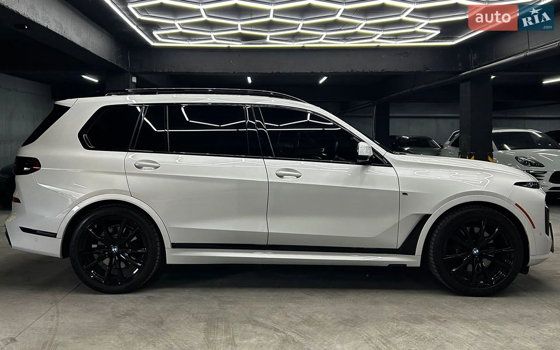 2022 BMW X7 - мініатюра 10