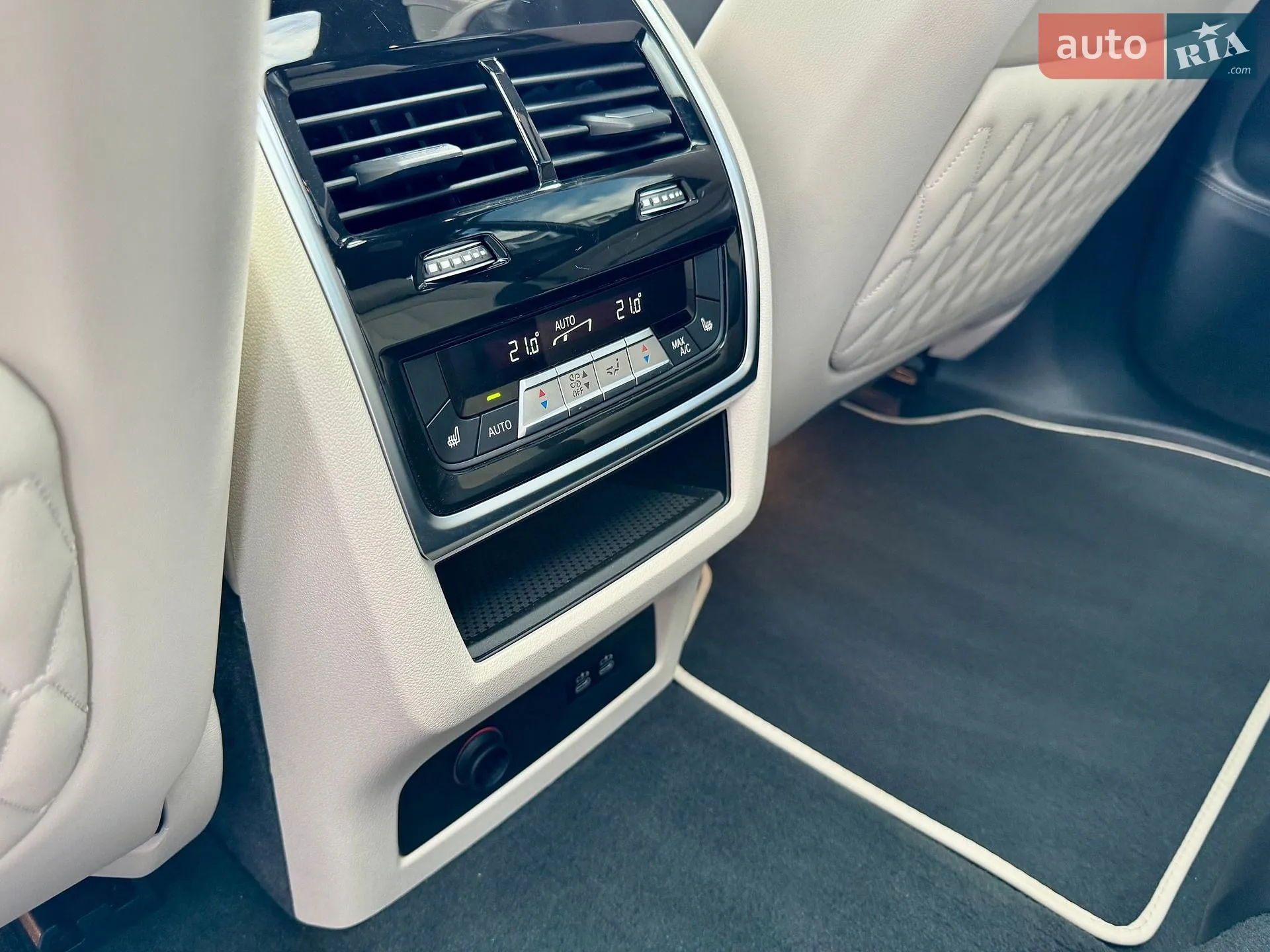 2024 BMW X7 - мініатюра 39