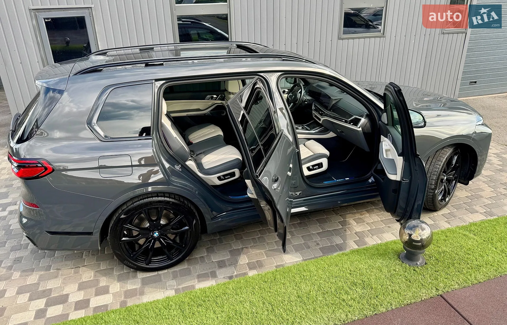 2024 BMW X7 - мініатюра 131