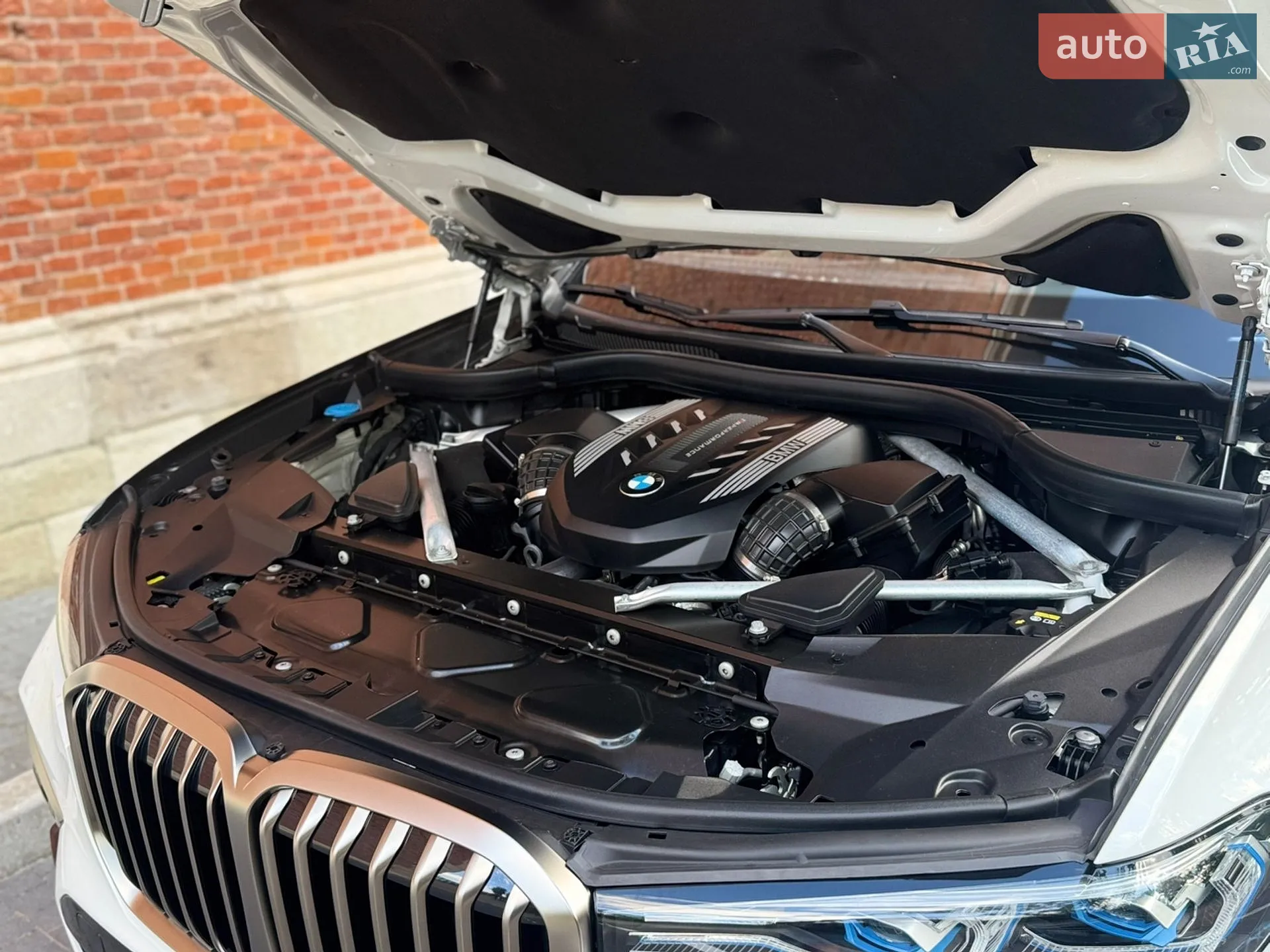 2021 BMW X7 - мініатюра 21