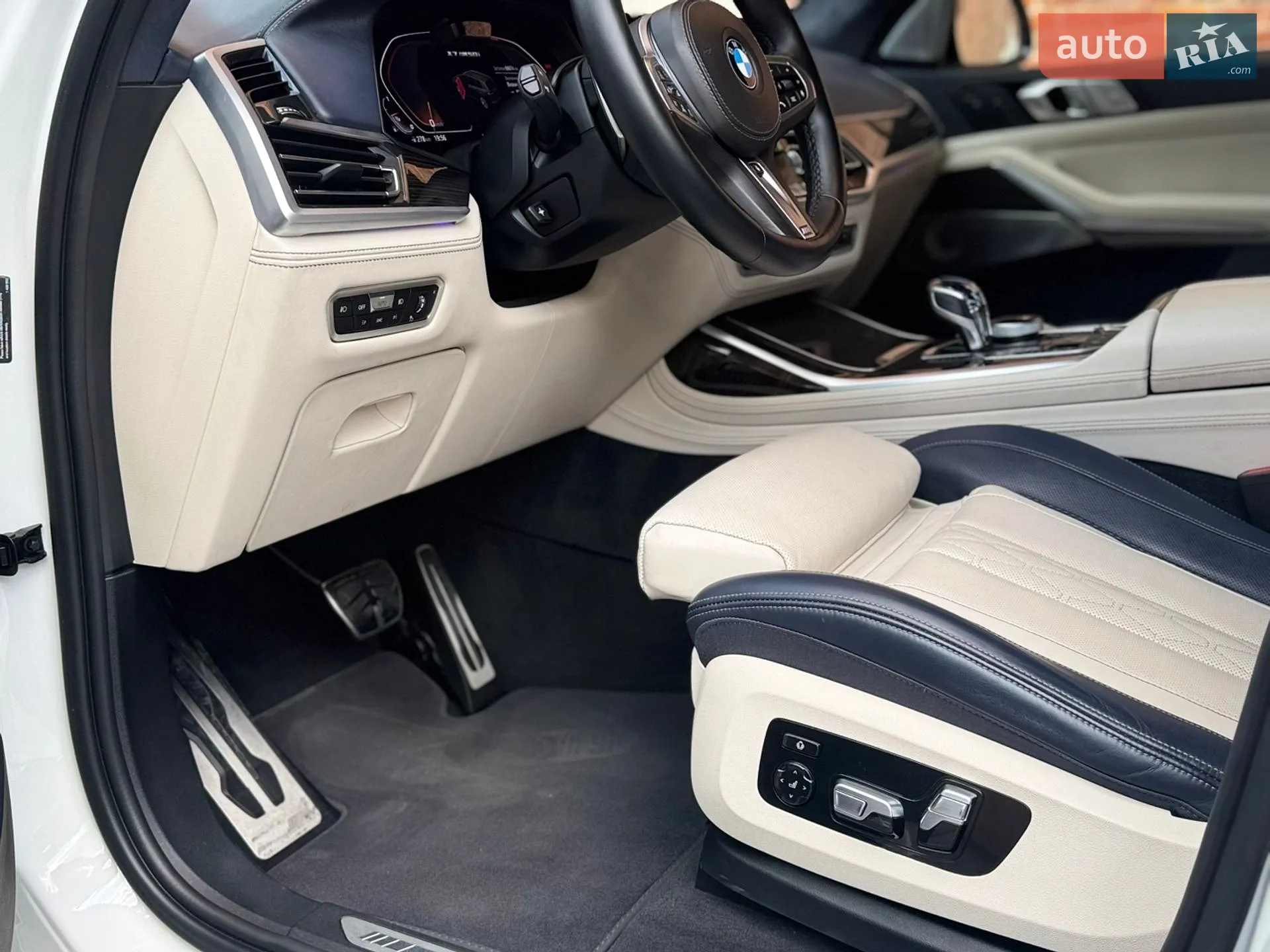 2021 BMW X7 - мініатюра 25