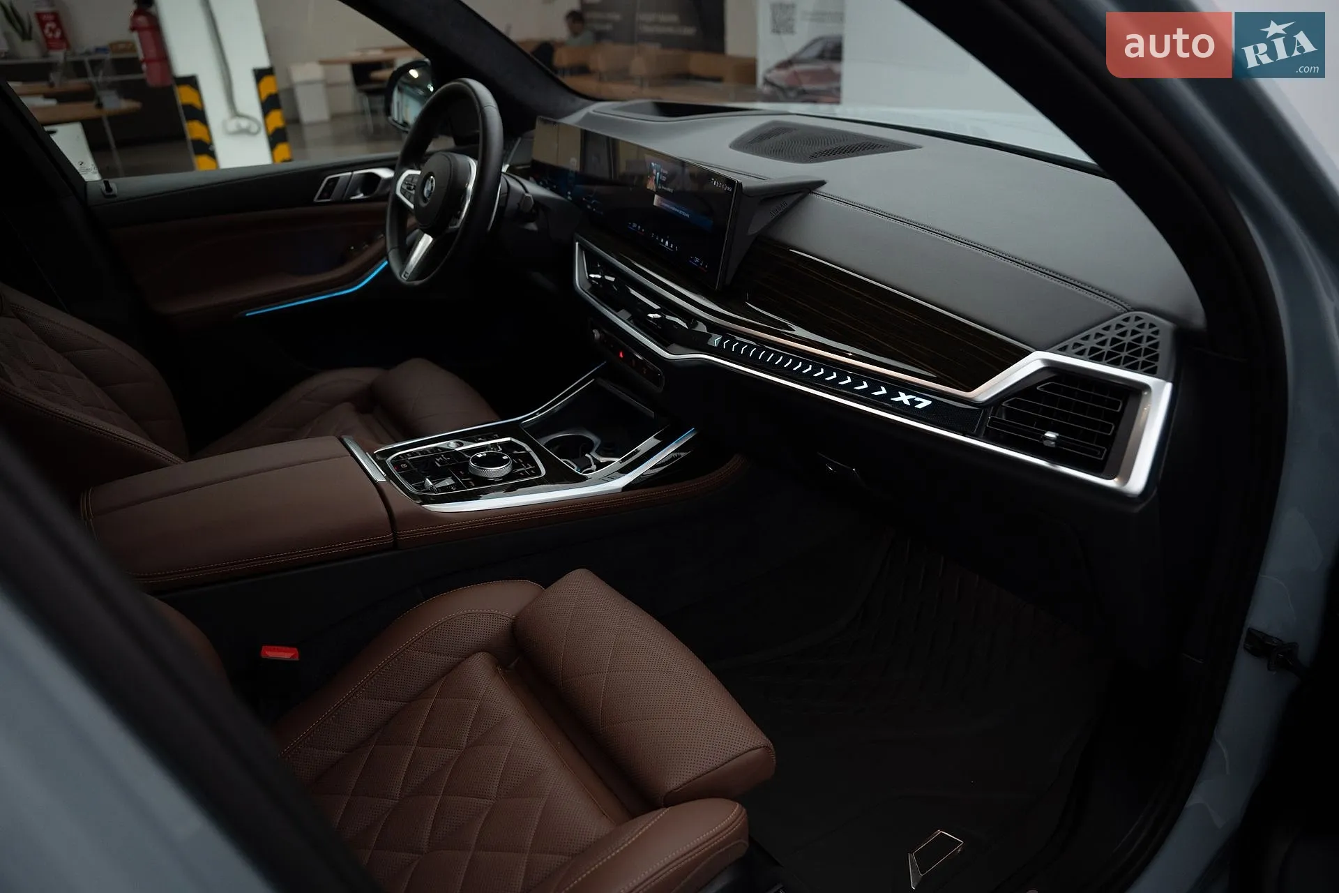 2024 BMW X7 - мініатюра 41