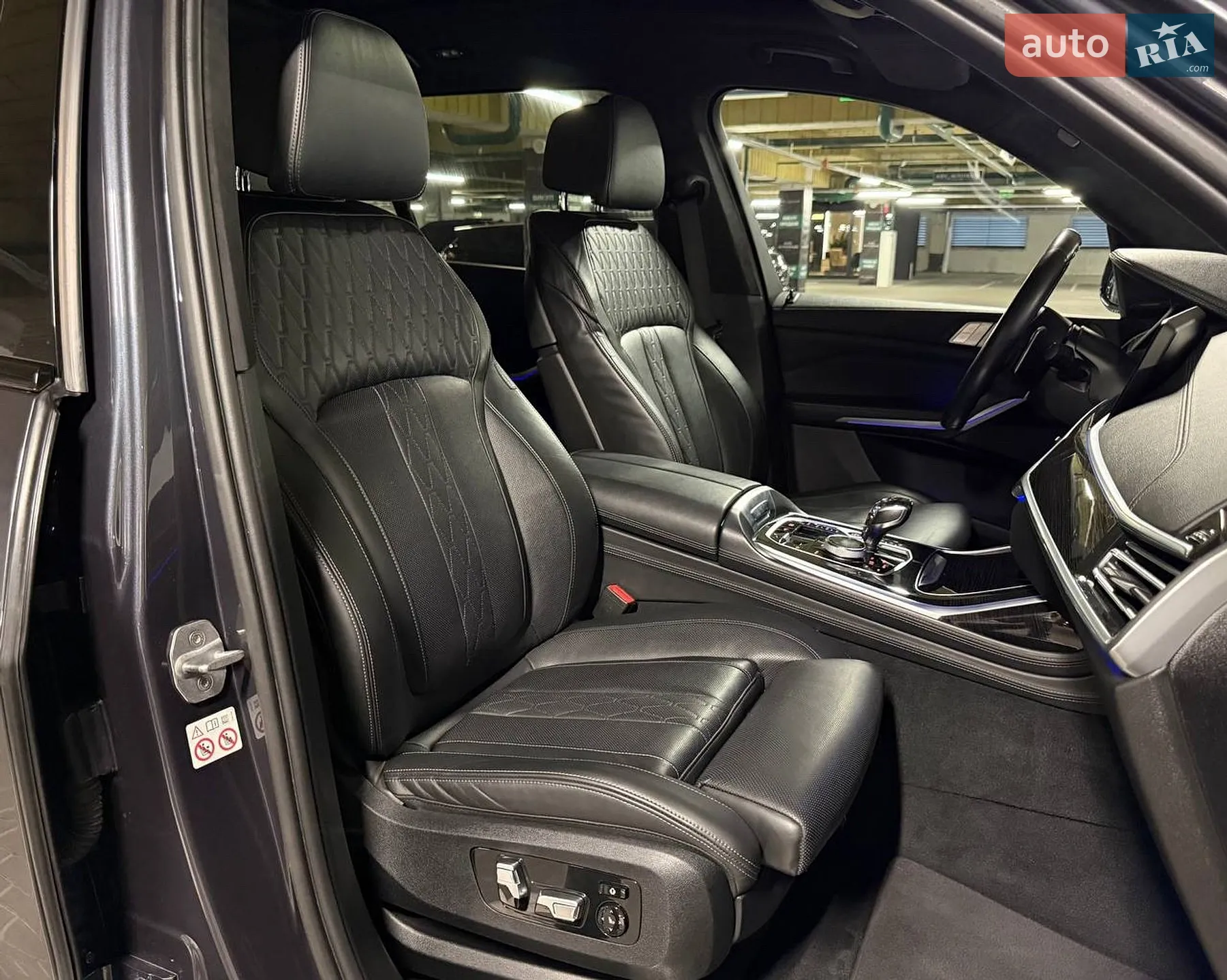 2020 BMW X7 - мініатюра 46