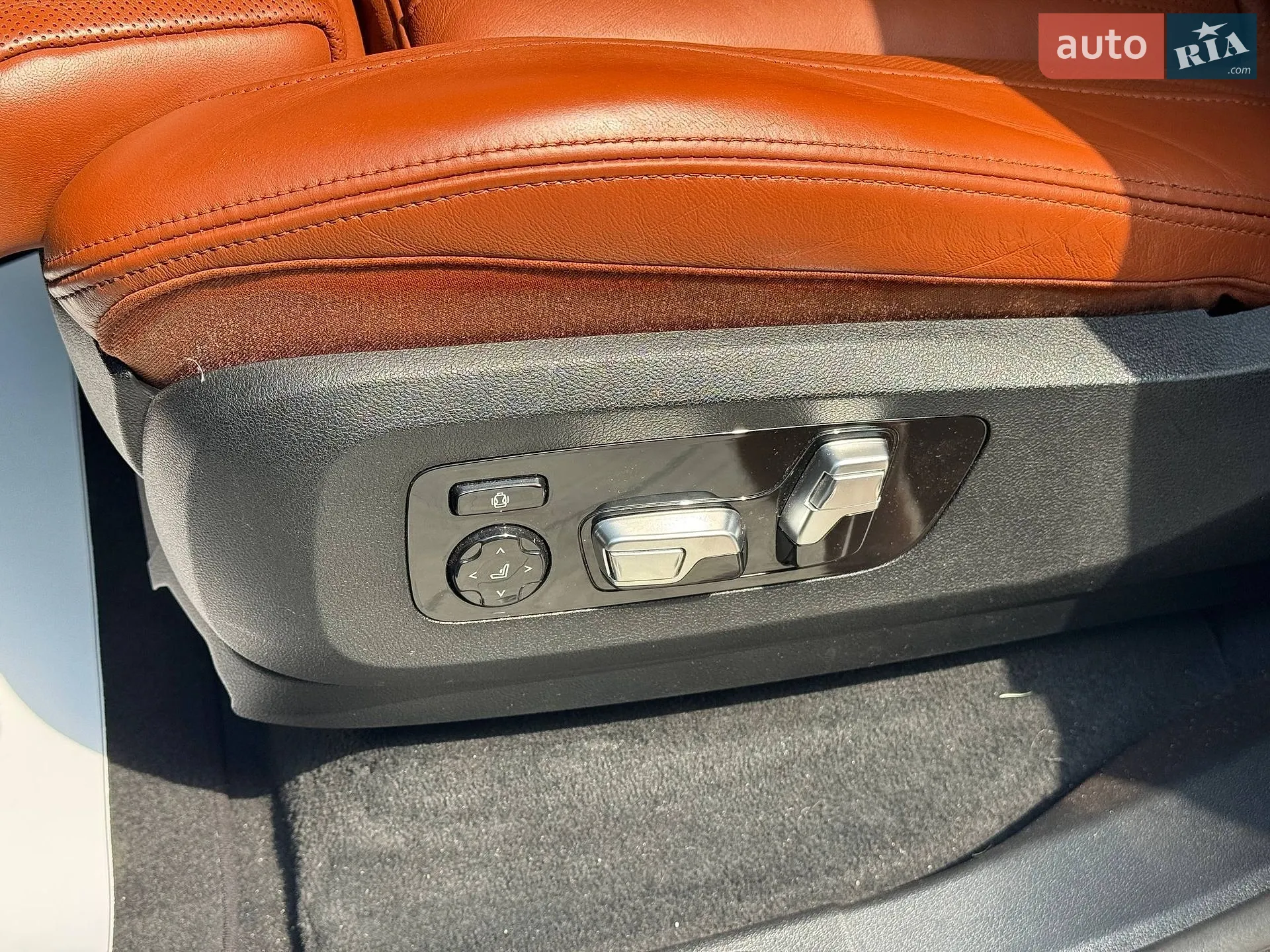 2019 BMW X7 - мініатюра 17