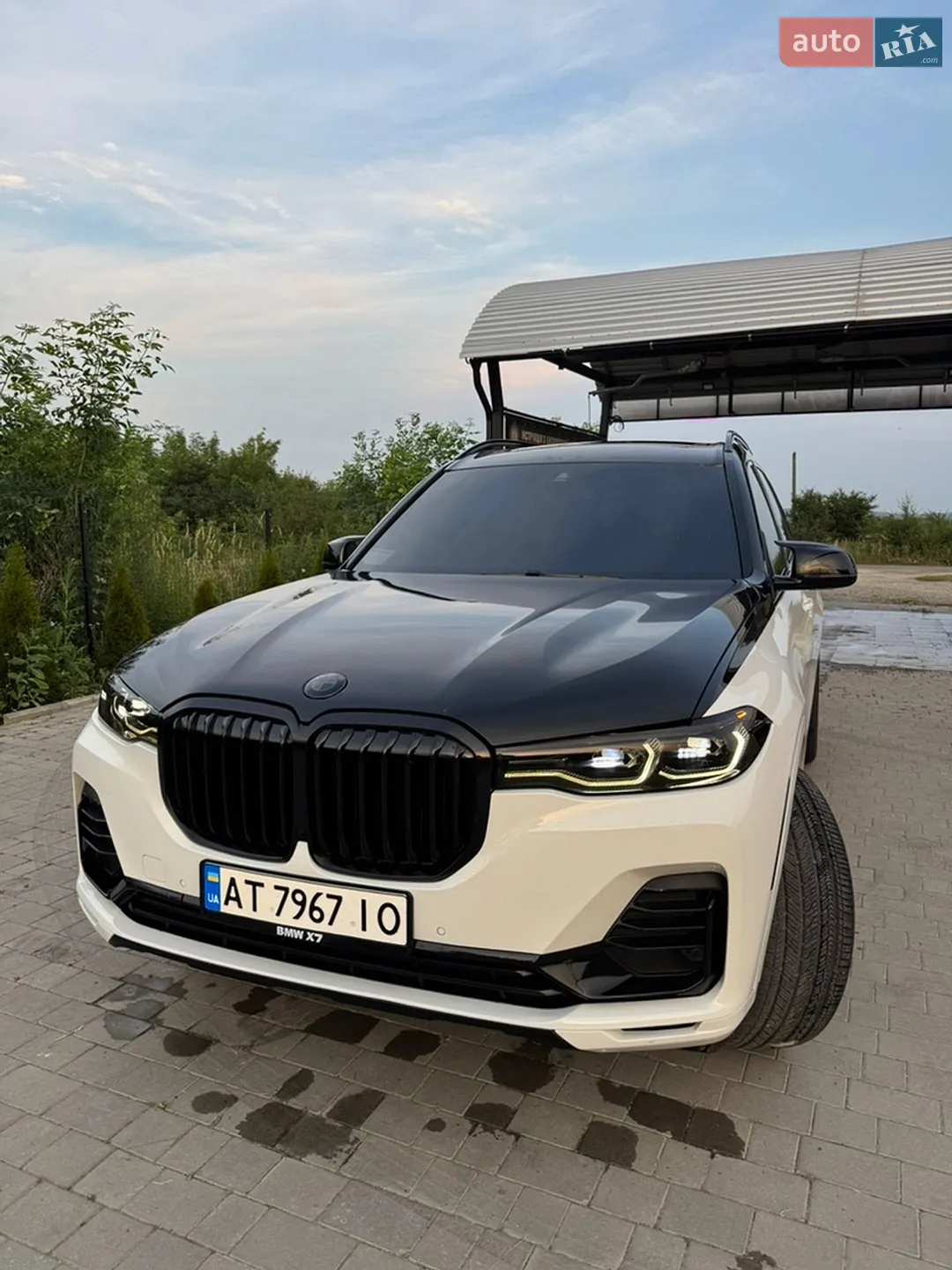 2022 BMW X7 - фото 1