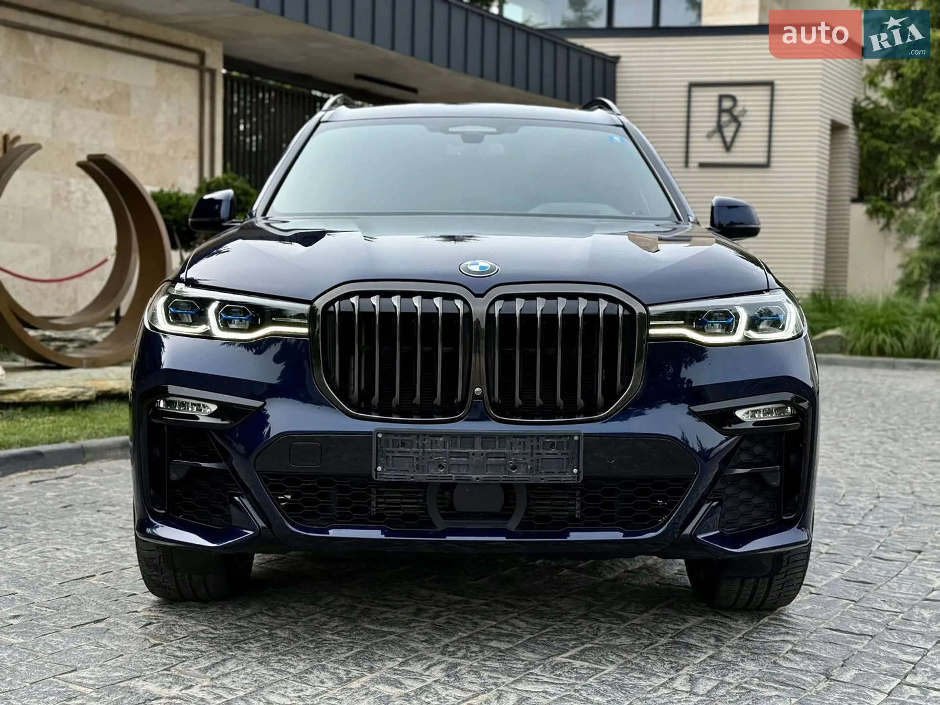 2022 BMW X7 - мініатюра 3