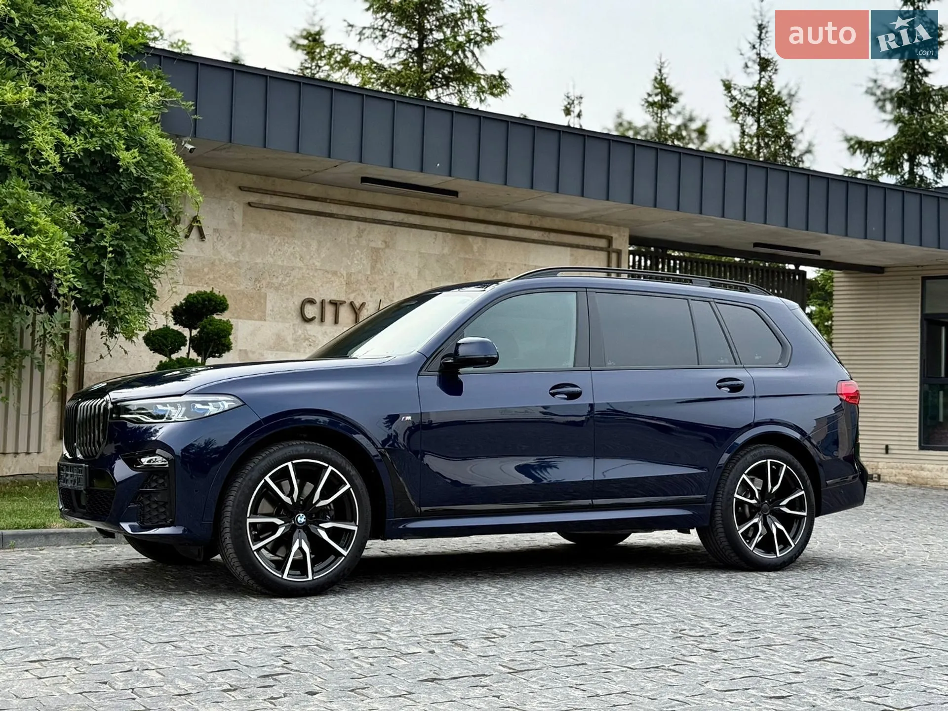 2022 BMW X7 - мініатюра 10