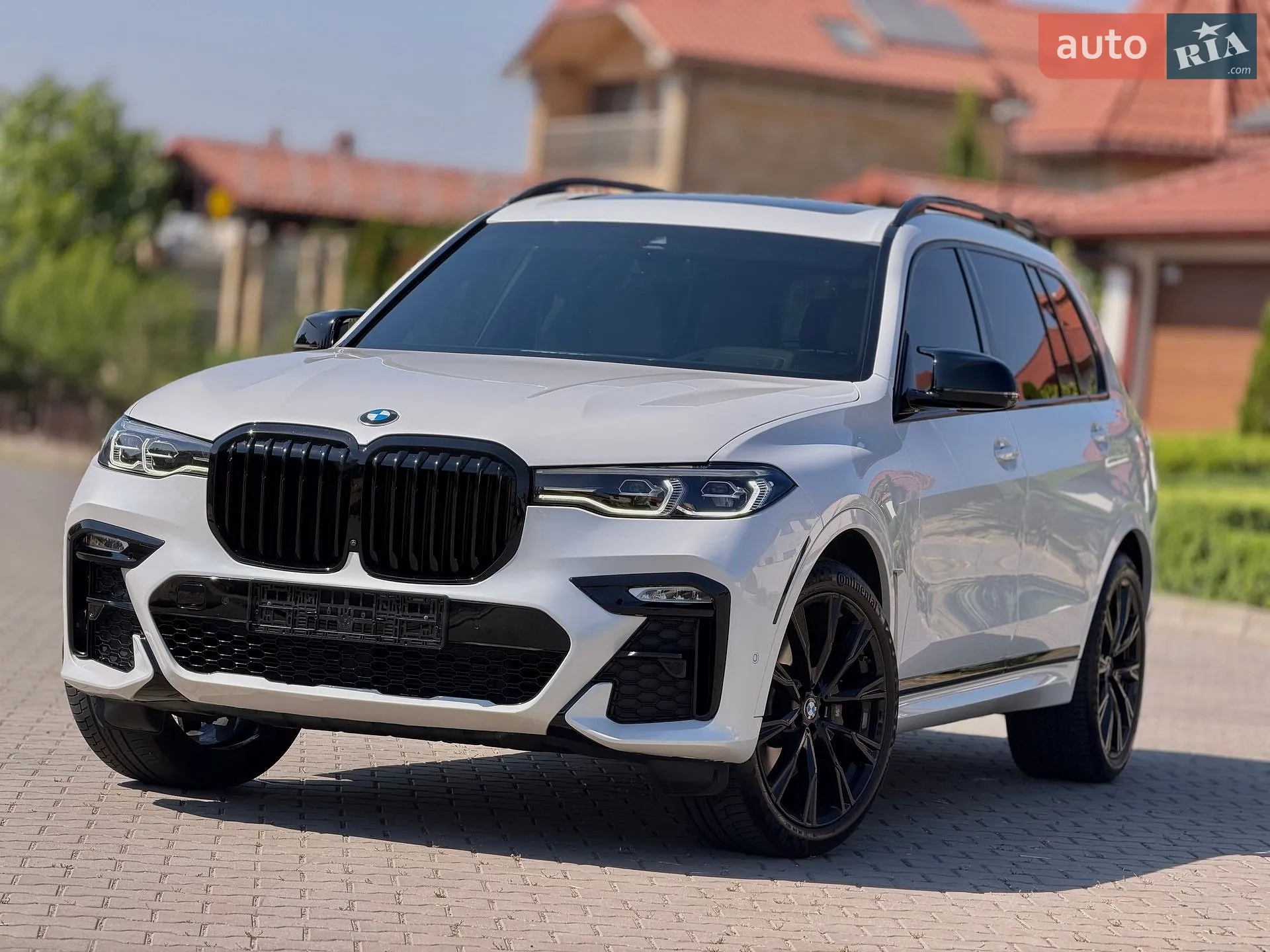 2022 BMW X7 - фото 1