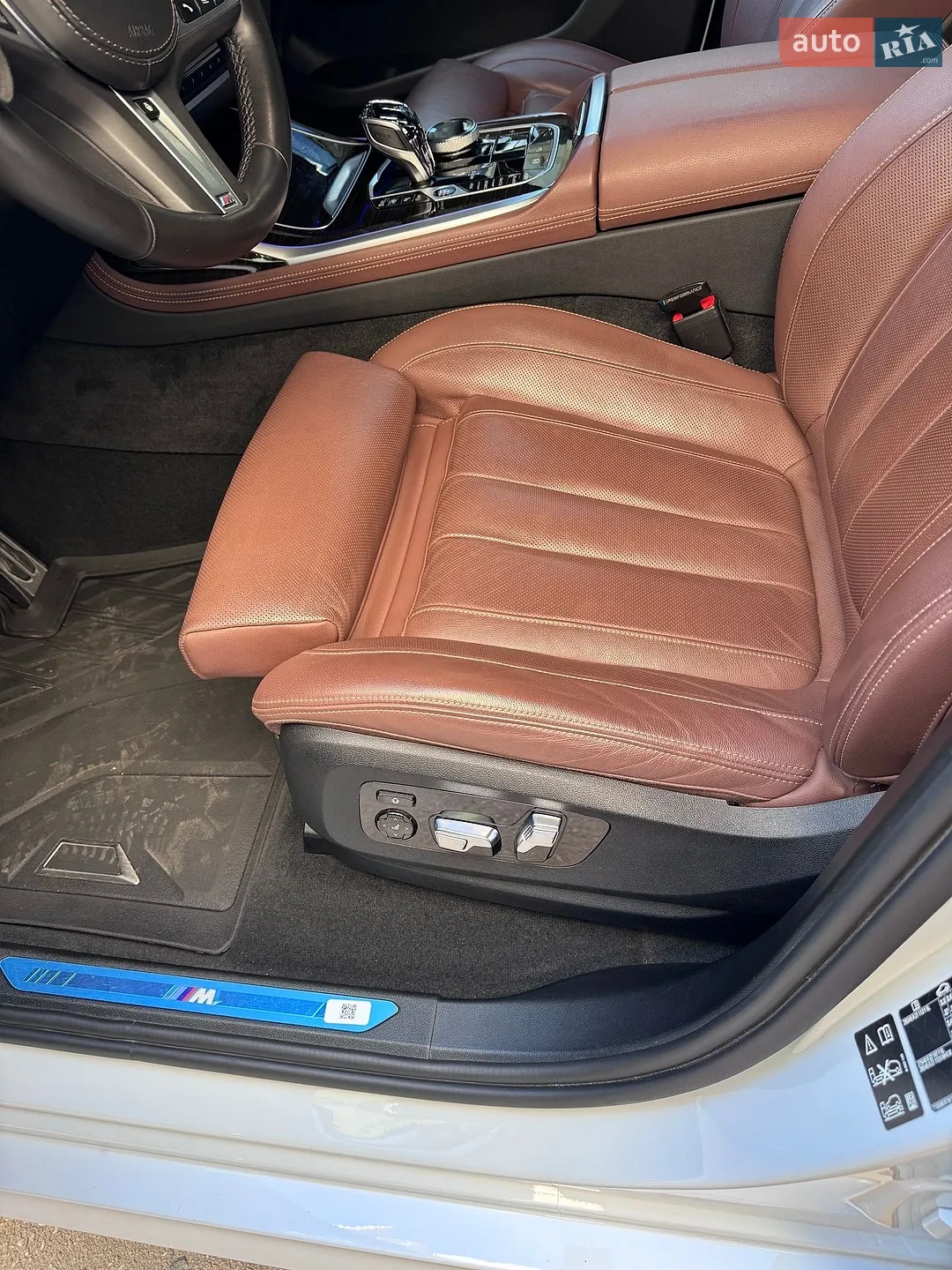 2021 BMW X7 - мініатюра 8