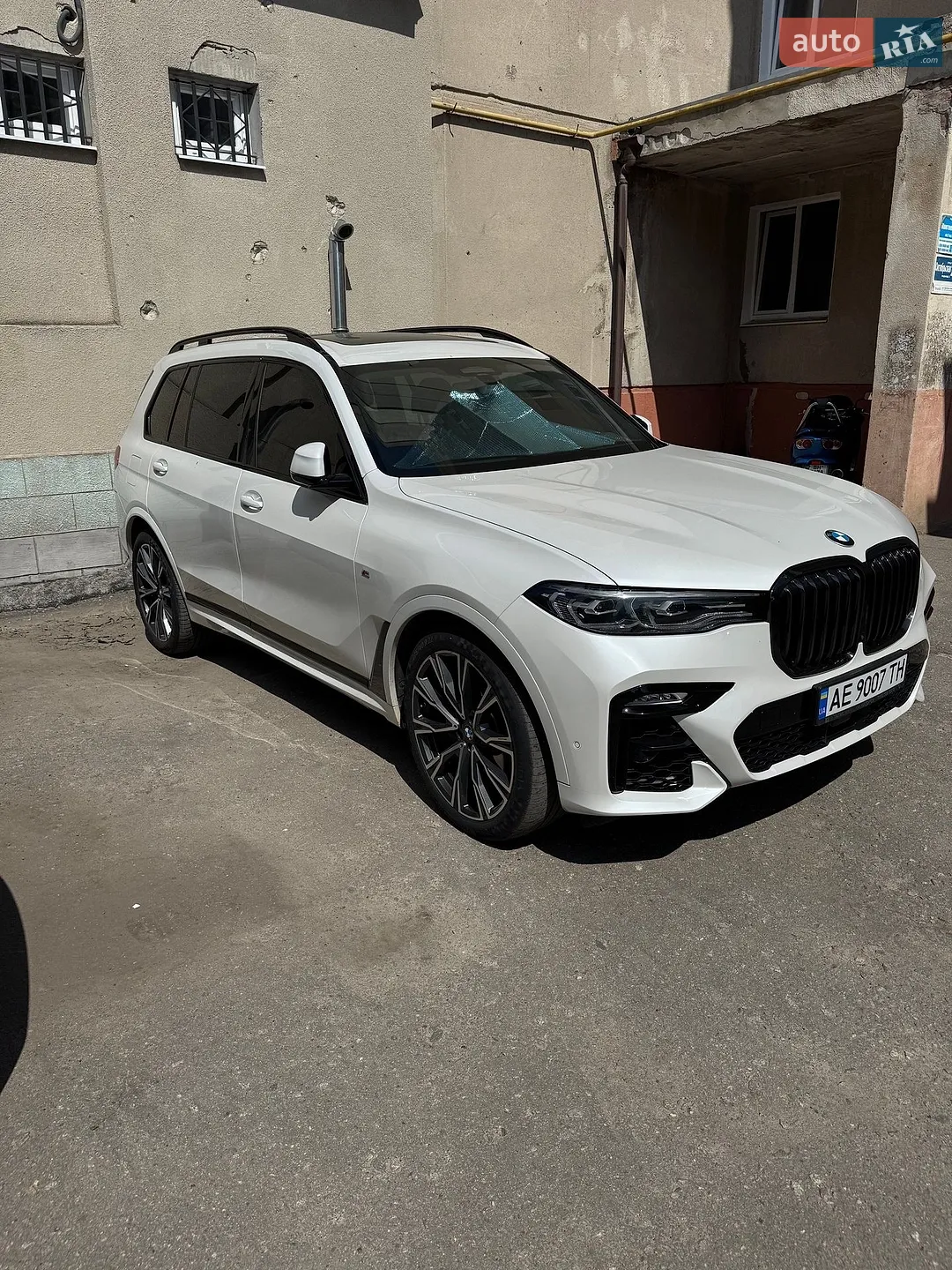 2021 BMW X7 - мініатюра 11