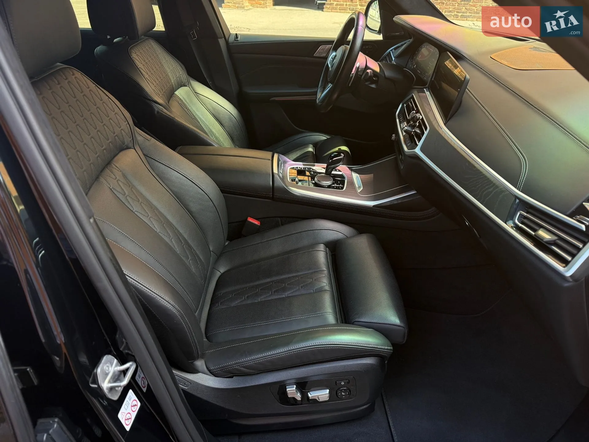 2022 BMW X7 - мініатюра 28