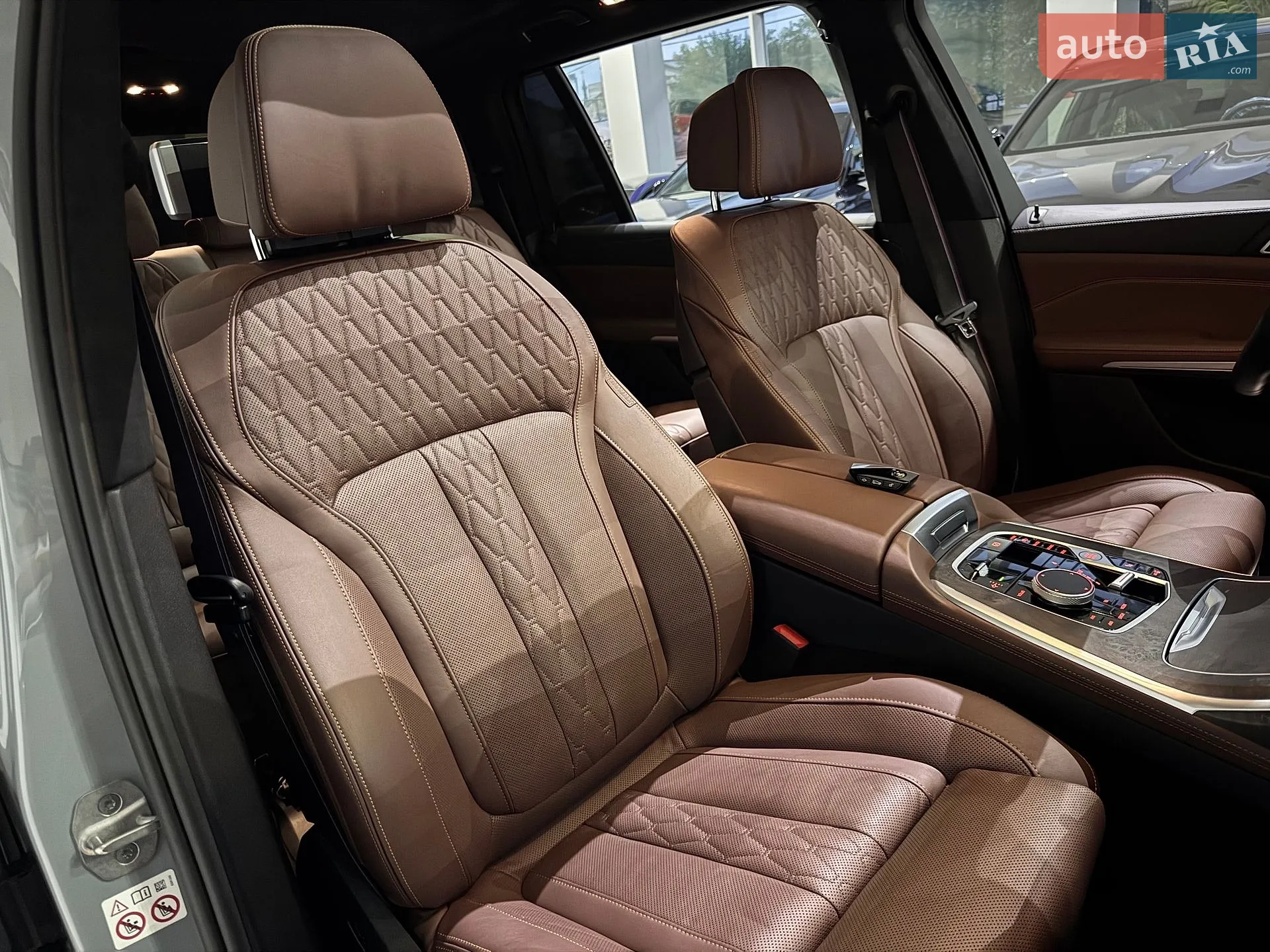 2023 BMW X7 - мініатюра 106
