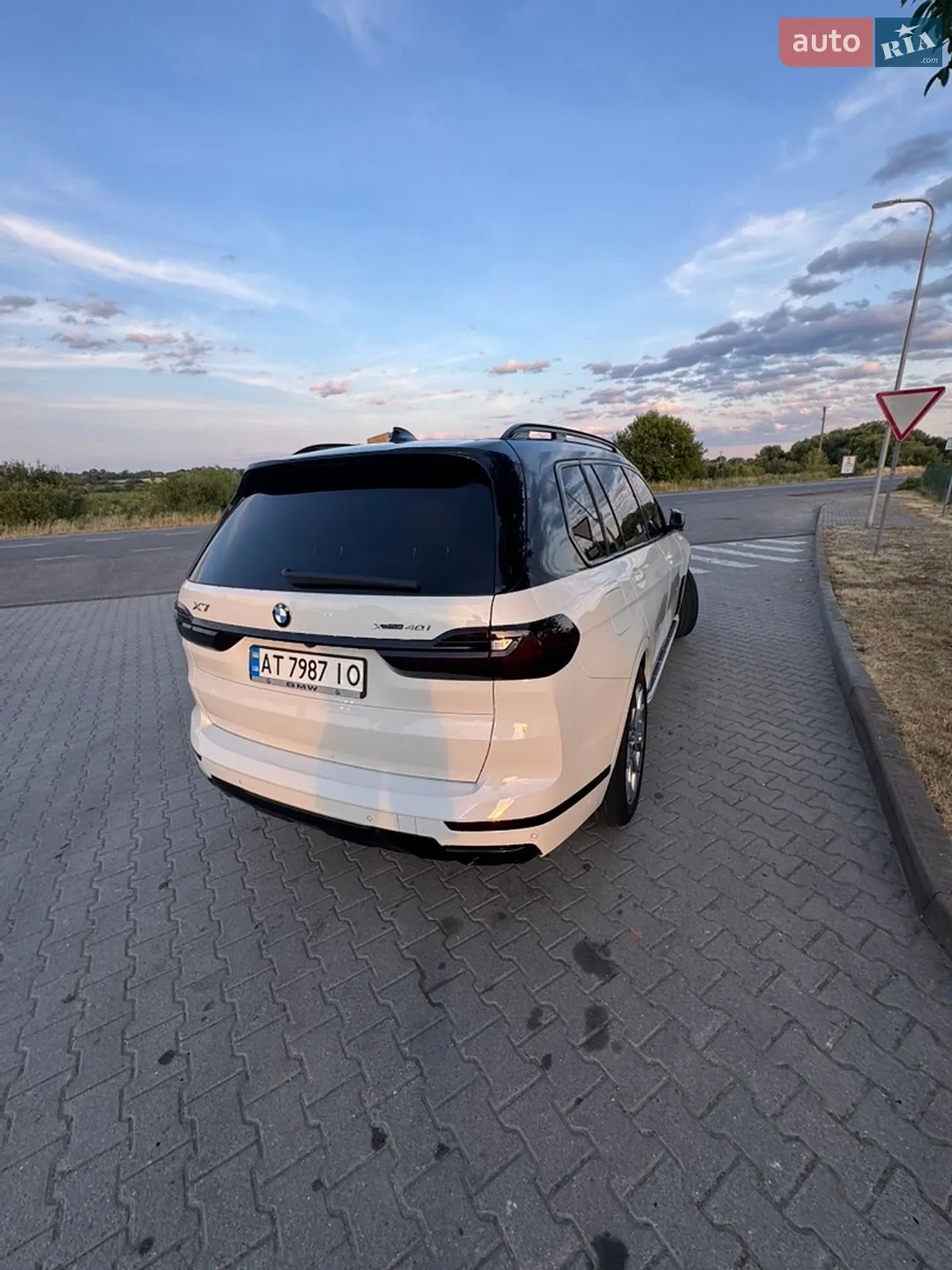 2021 BMW X7 - мініатюра 13