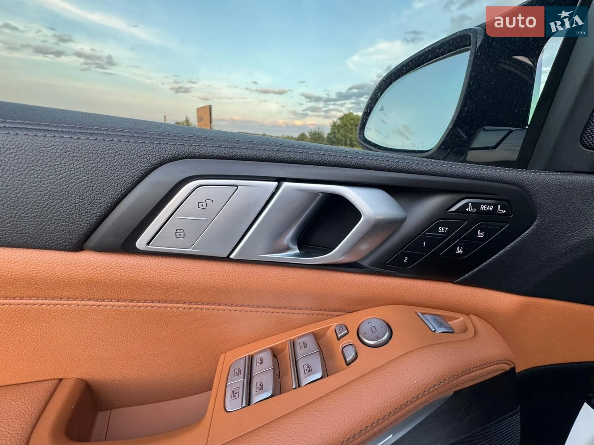 2021 BMW X7 - мініатюра 20