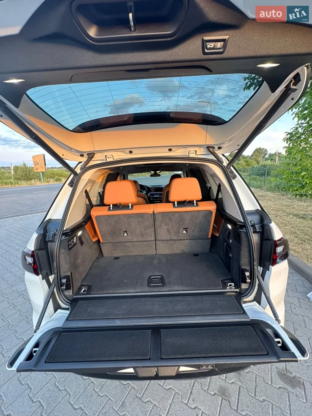 2021 BMW X7 - мініатюра 42