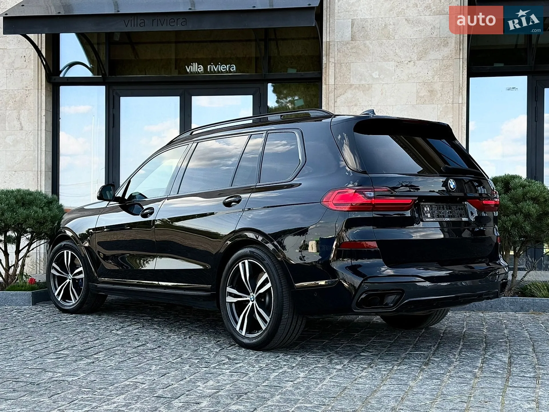 2020 BMW X7 - мініатюра 17