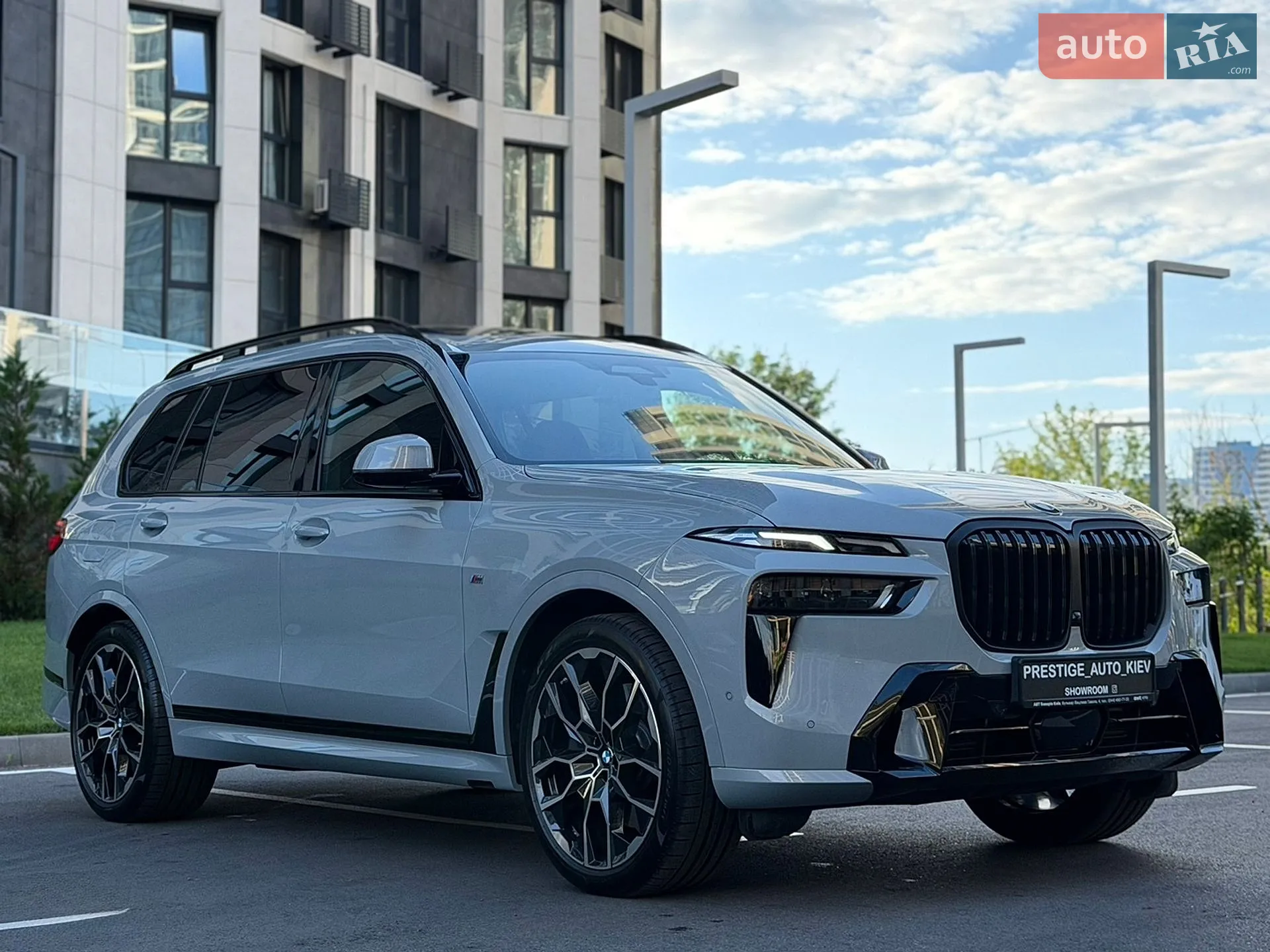 2025 BMW X7 - мініатюра 13