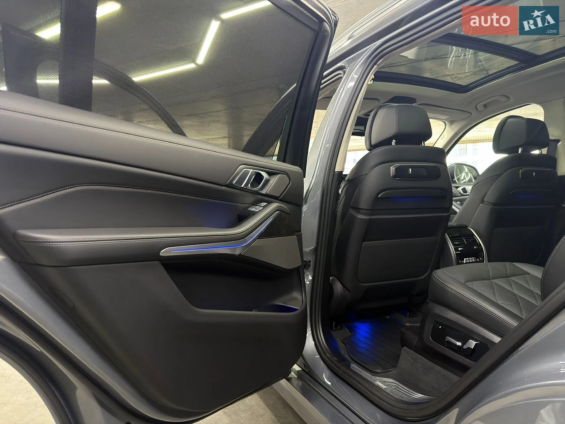 2022 BMW X7 - мініатюра 23