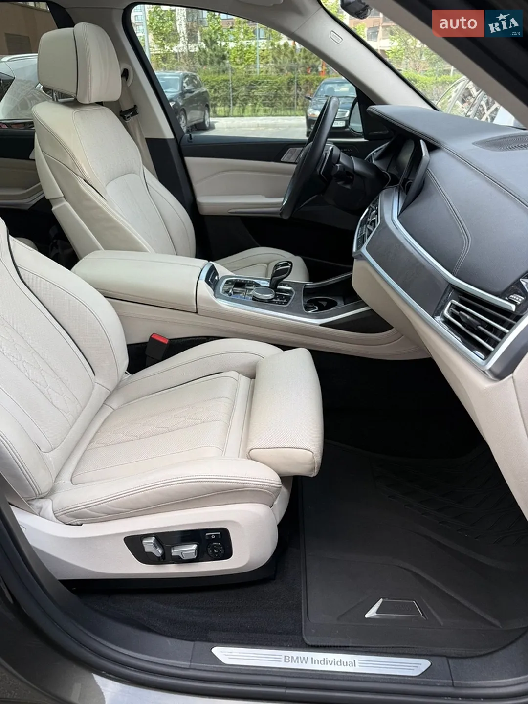 2019 BMW X7 - мініатюра 38
