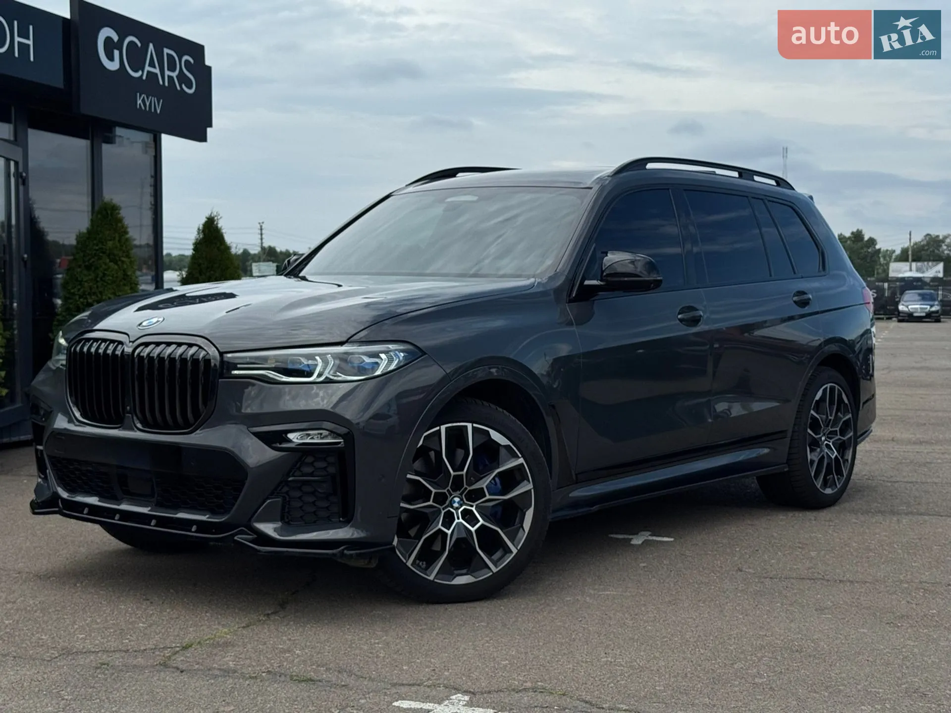 2022 BMW X7 - фото 1