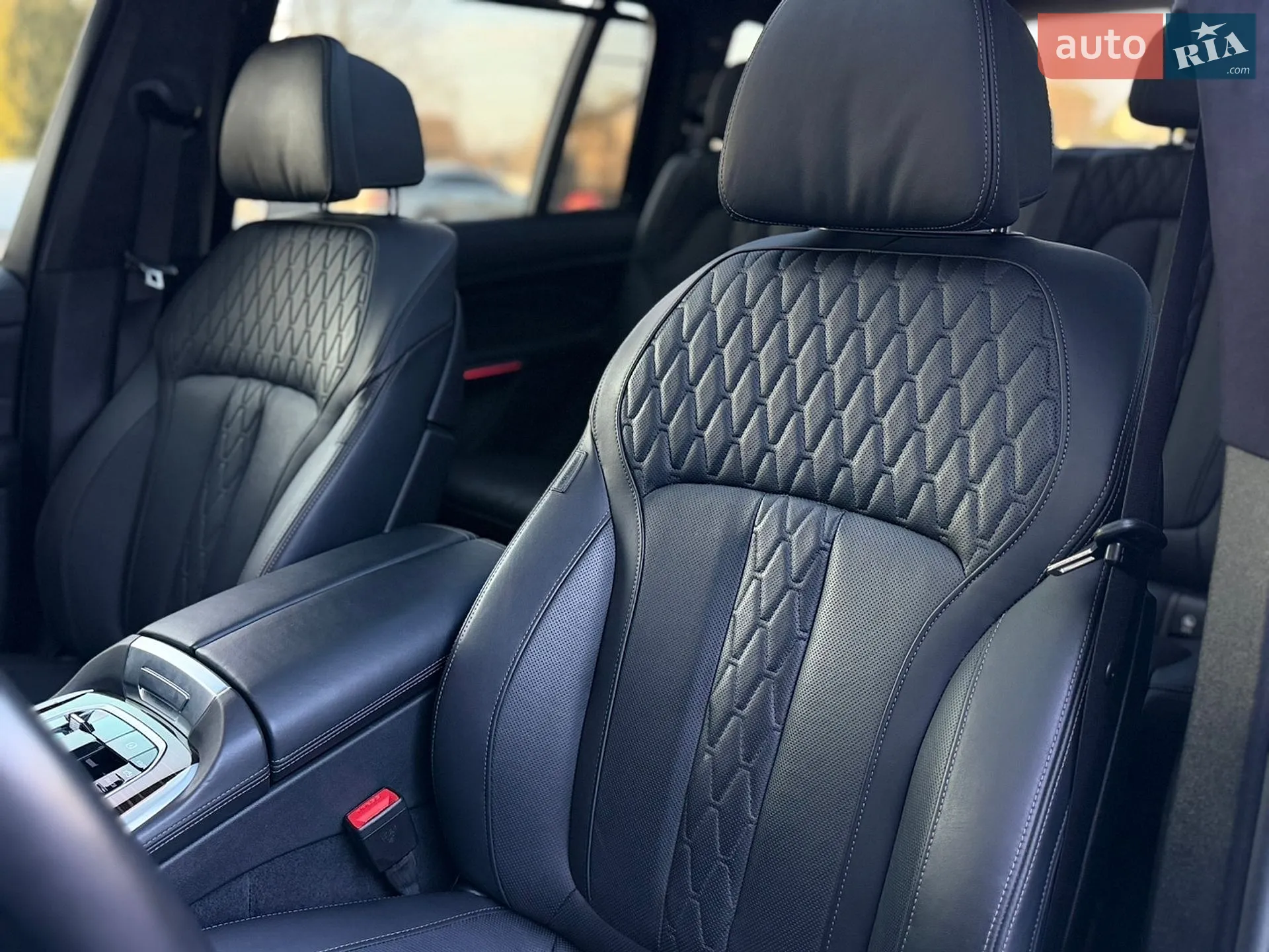 2024 BMW X7 - мініатюра 75