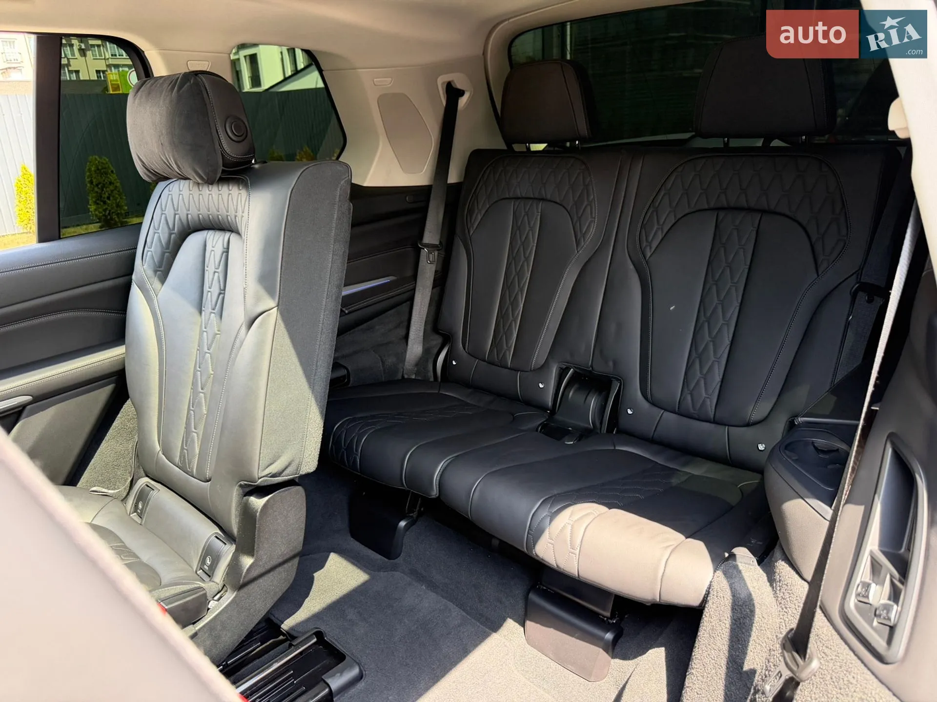 2020 BMW X7 - мініатюра 39