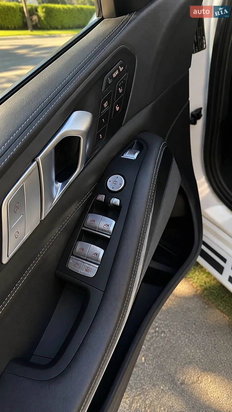 2020 BMW X7 - мініатюра 29