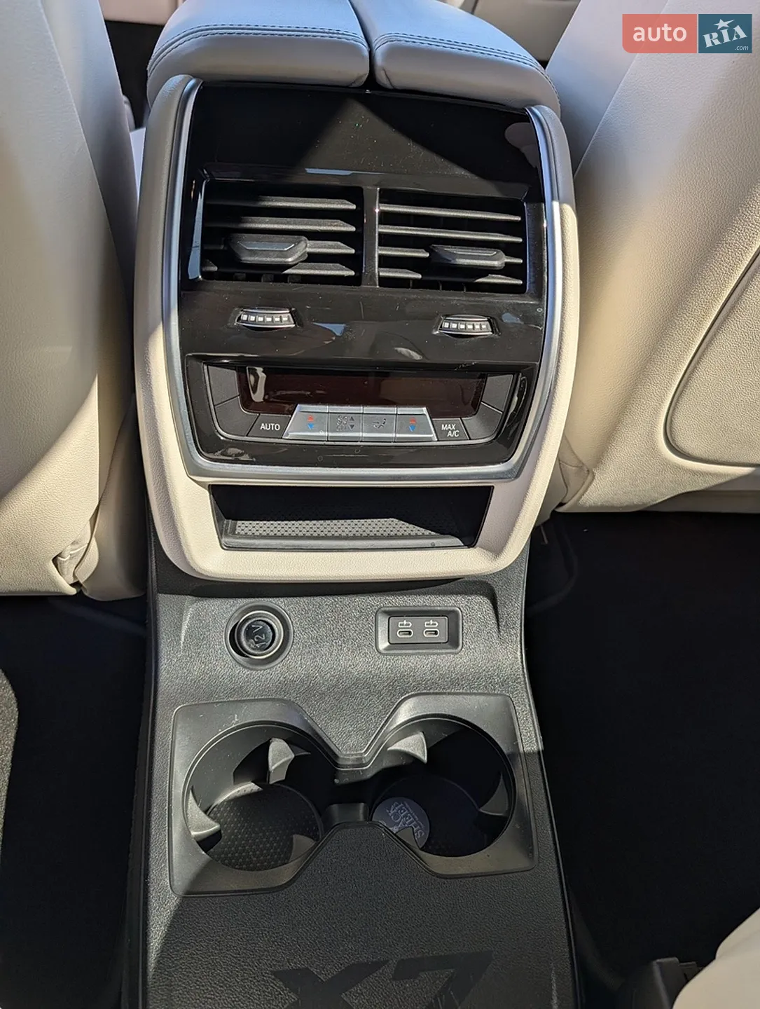 2021 BMW X7 - мініатюра 17